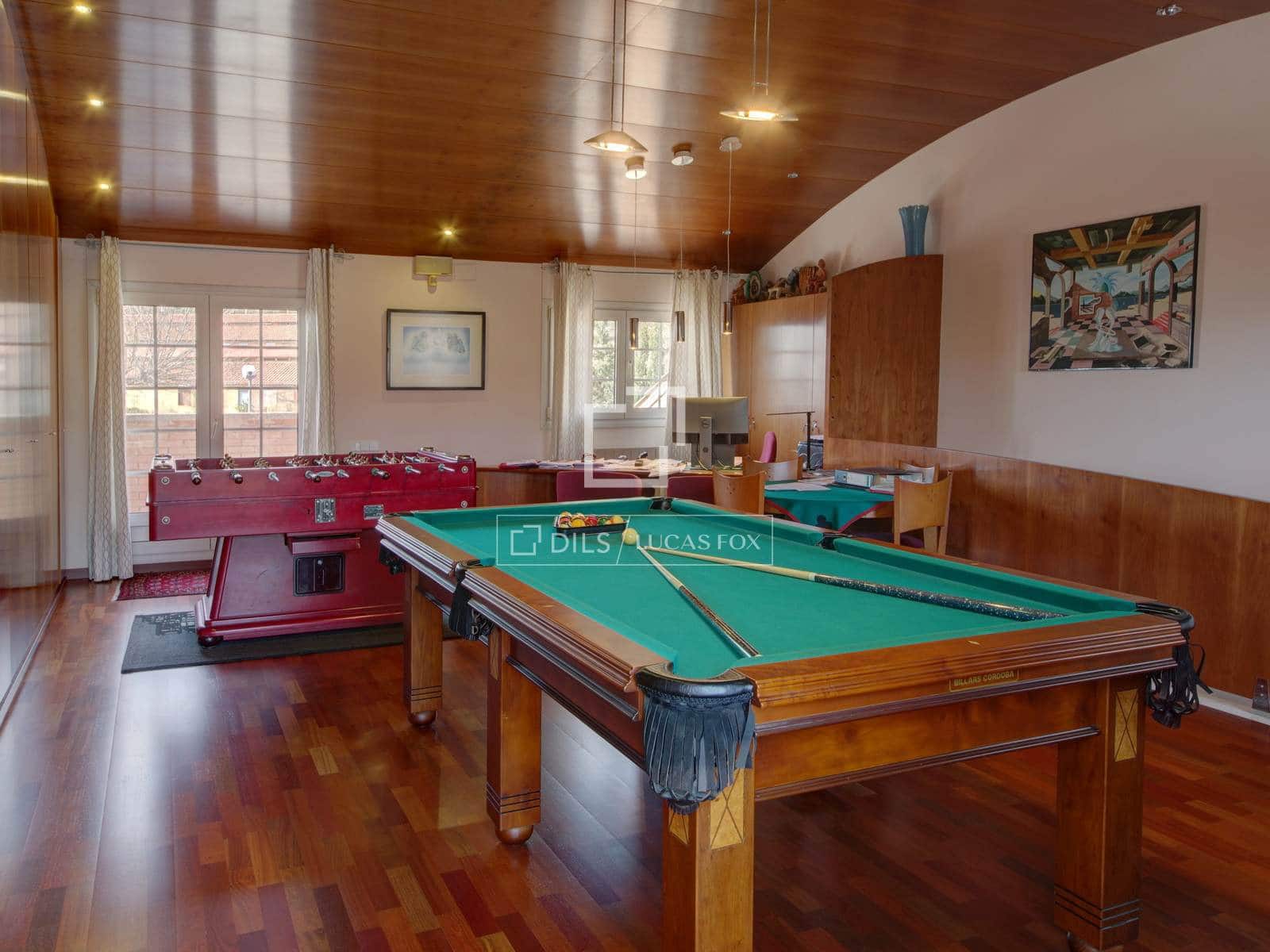 4 bedroom Villa for sale in Sant Just Desvern with pool garage - € 1,290,000 (Ref: 9630547)