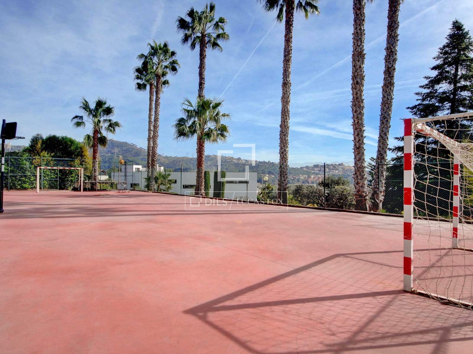 4 bedroom Villa for sale in Sant Just Desvern with pool garage - € 1,290,000 (Ref: 9630547)