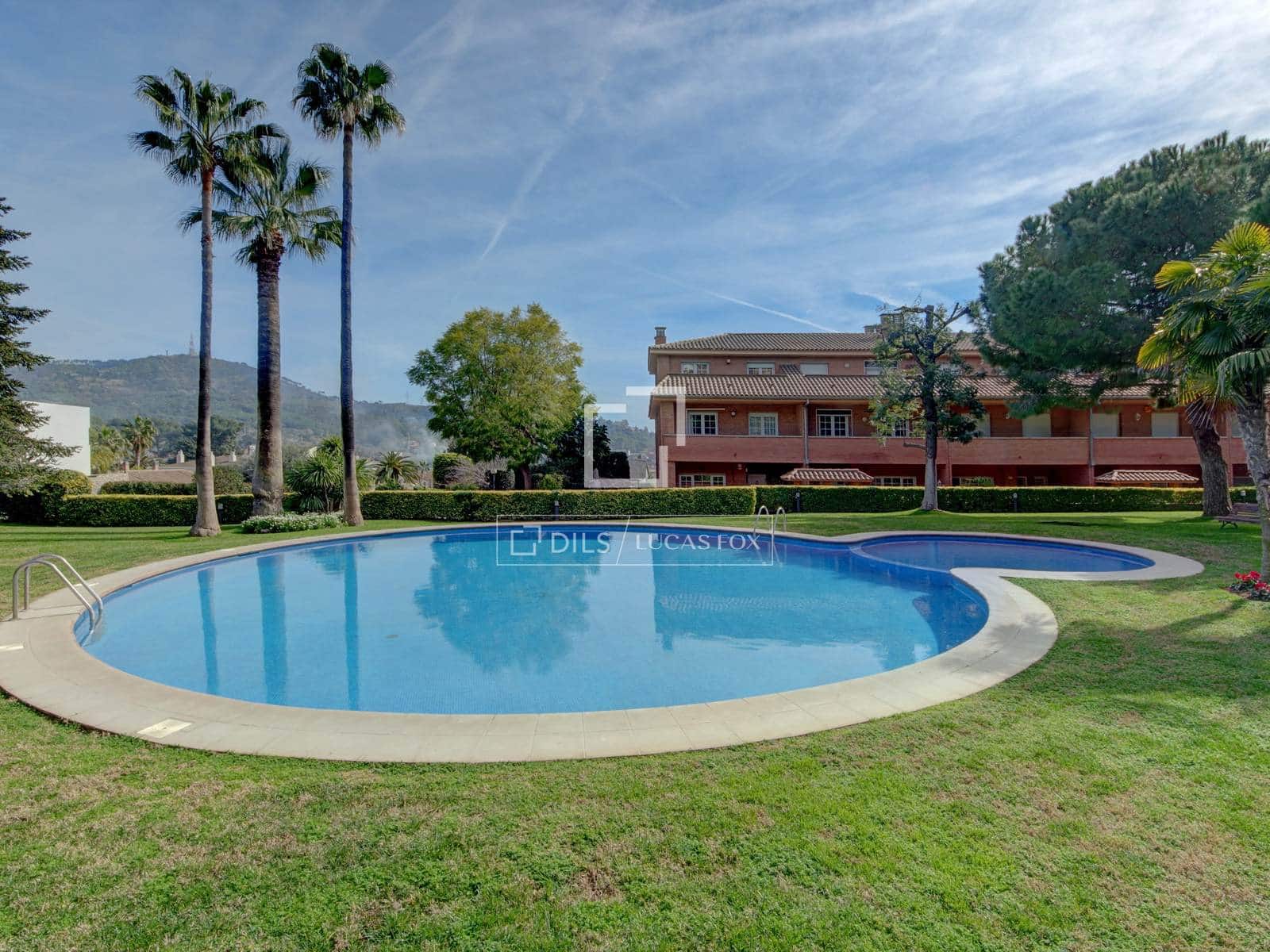 4 bedroom Villa for sale in Sant Just Desvern with pool garage - € 1,290,000 (Ref: 9630547)