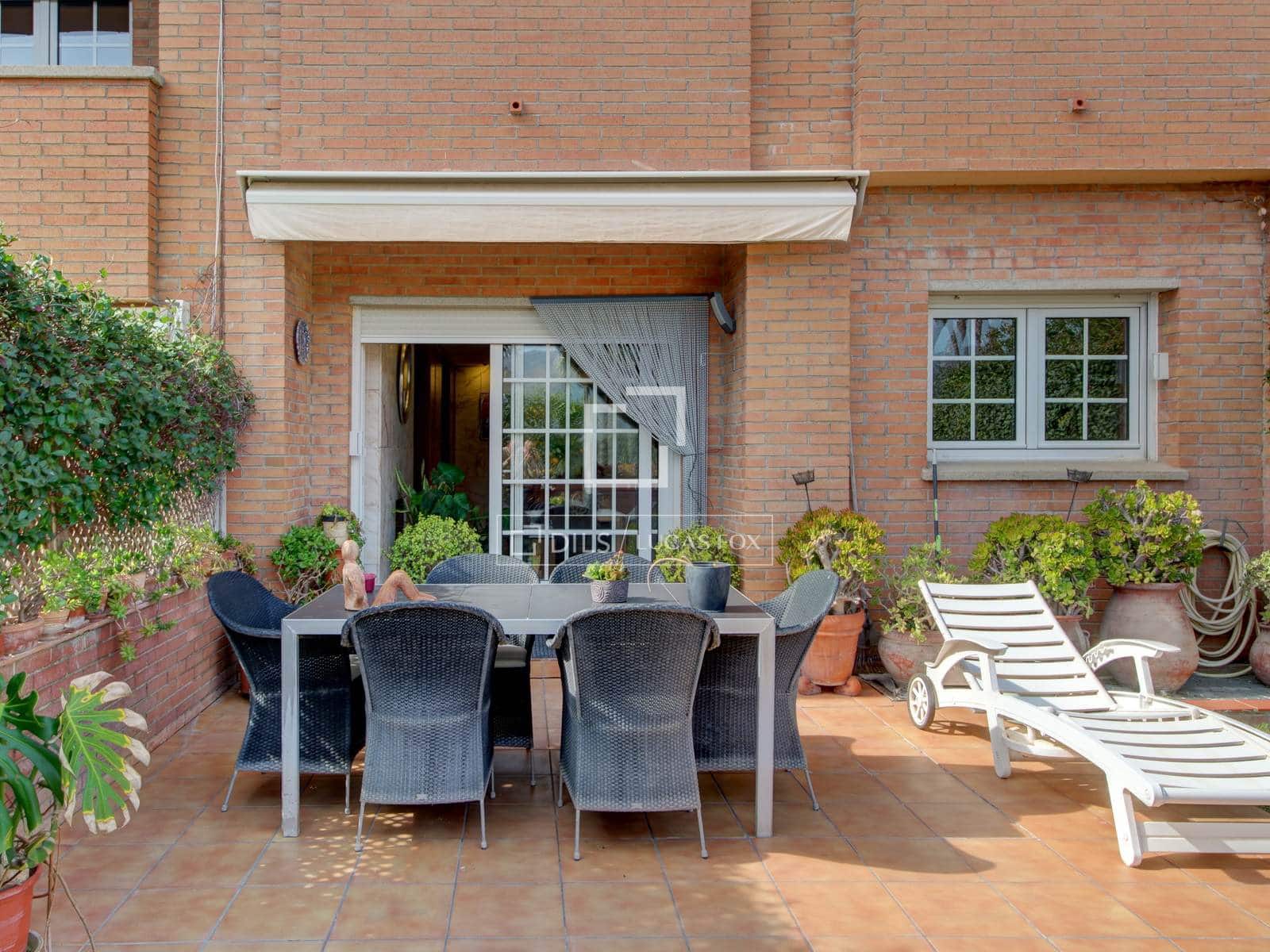 4 bedroom Villa for sale in Sant Just Desvern with pool garage - € 1,290,000 (Ref: 9630547)