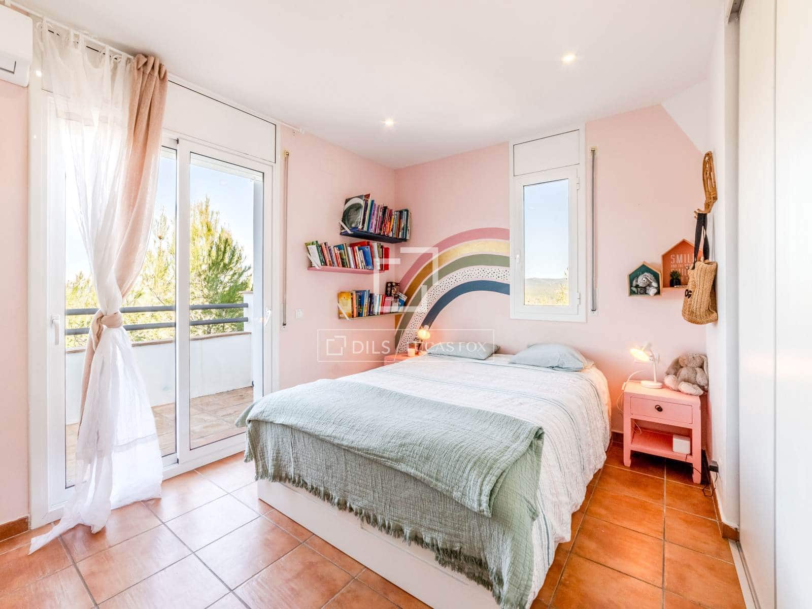 Chalet de 7 habitaciones en Sant Pere de Ribes en venta con piscina - 1.270.000 € (Ref: 9631394)