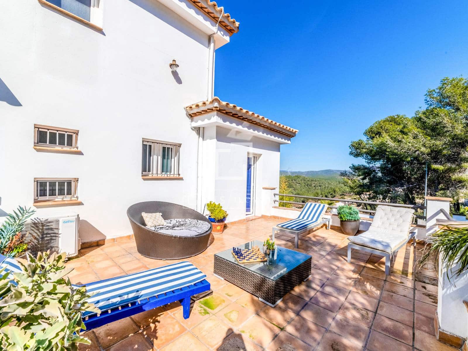 Chalet de 7 habitaciones en Sant Pere de Ribes en venta con piscina - 1.270.000 € (Ref: 9631394)