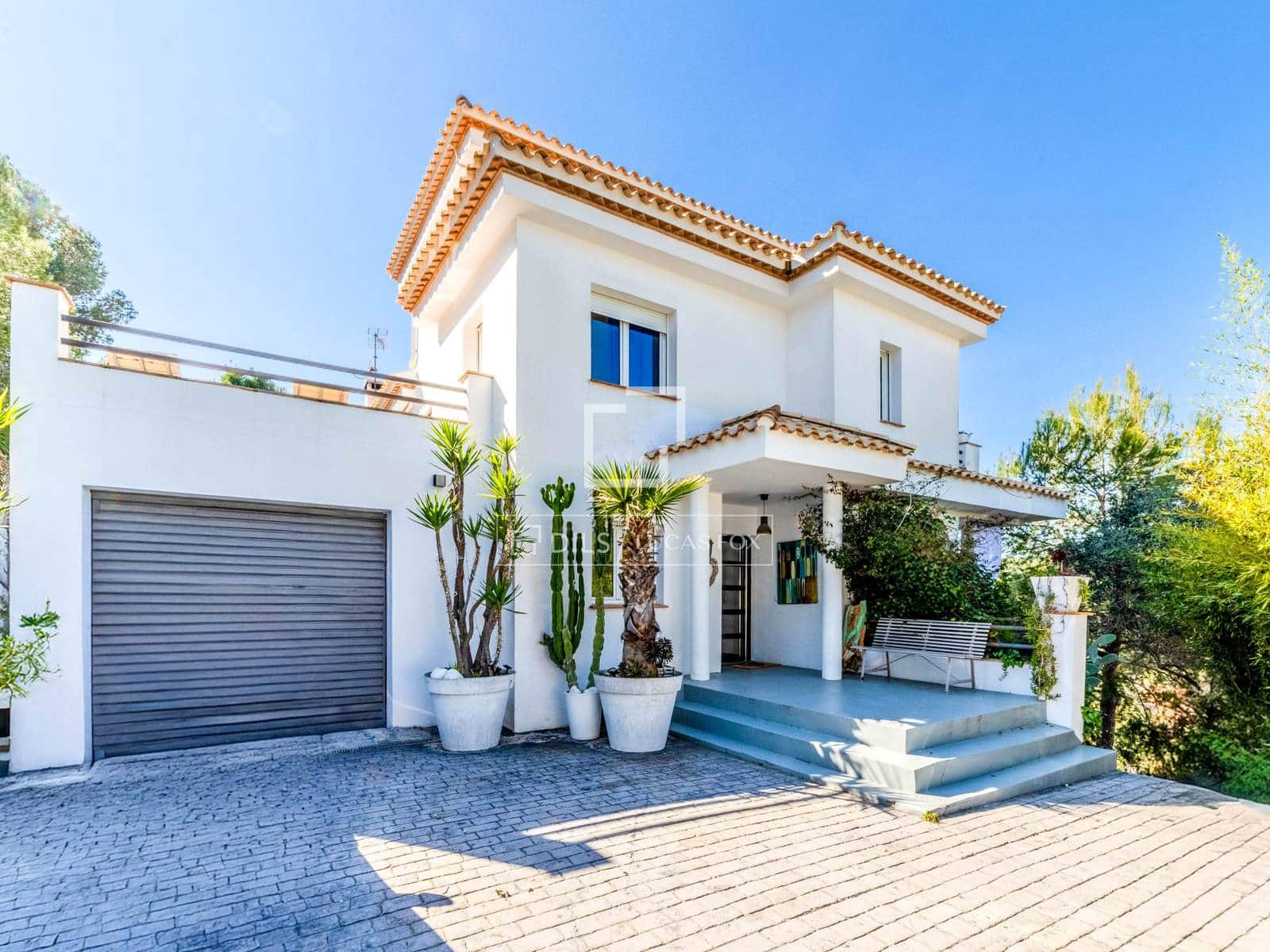 Chalet de 7 habitaciones en Sant Pere de Ribes en venta con piscina - 1.270.000 € (Ref: 9631394)