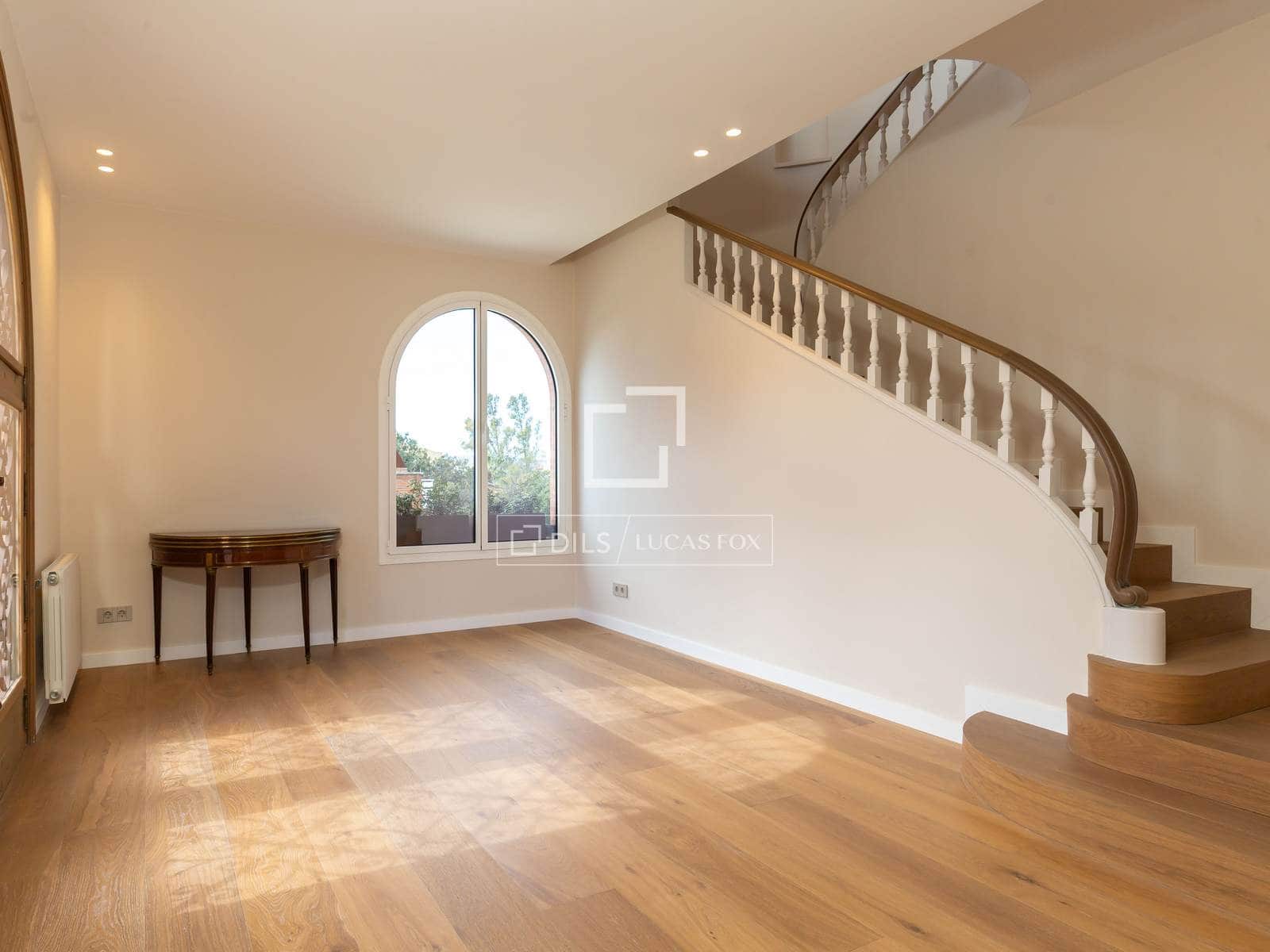 5 bedroom Villa for sale in Sant Just Desvern with pool garage - € 3,275,000 (Ref: 9631395)