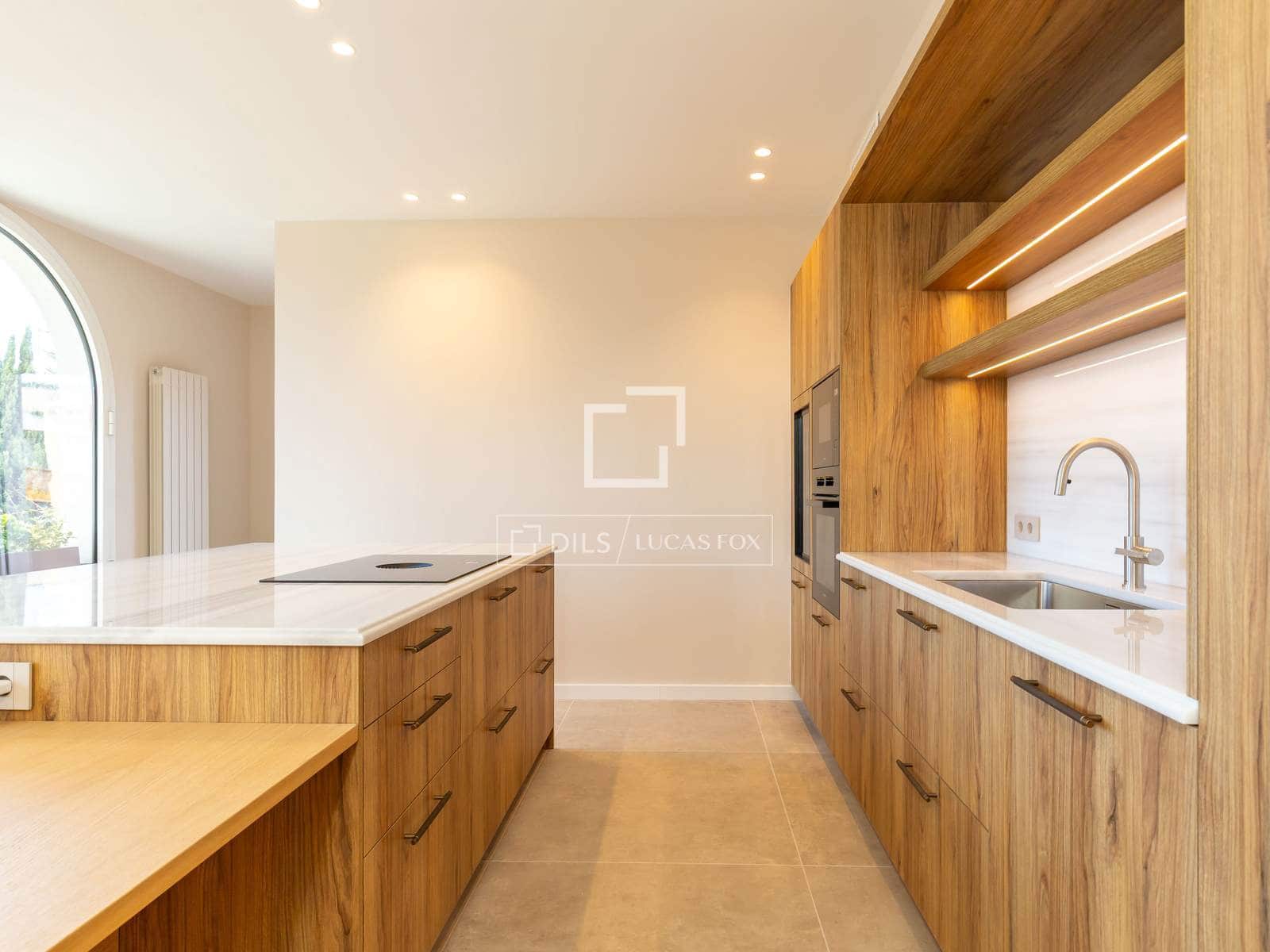 5 bedroom Villa for sale in Sant Just Desvern with pool garage - € 3,275,000 (Ref: 9631395)