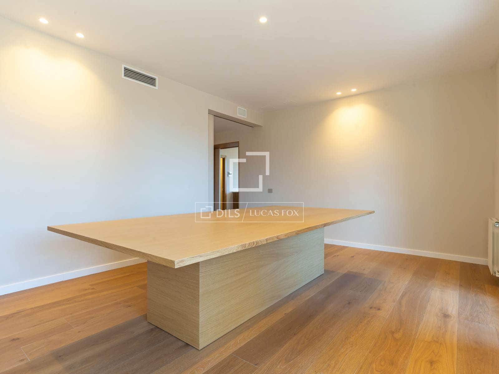 5 bedroom Villa for sale in Sant Just Desvern with pool garage - € 3,275,000 (Ref: 9631395)