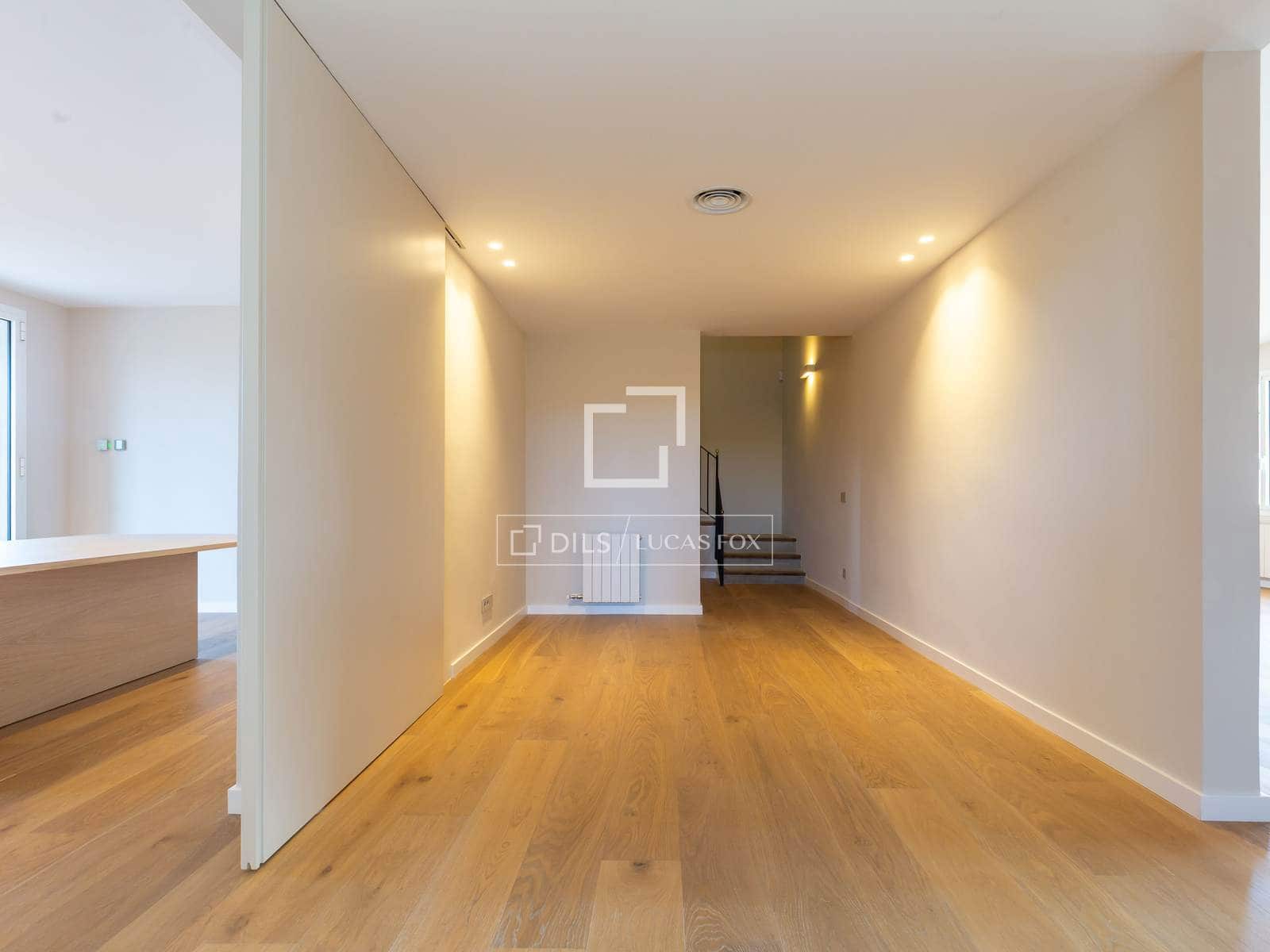 5 bedroom Villa for sale in Sant Just Desvern with pool garage - € 3,275,000 (Ref: 9631395)