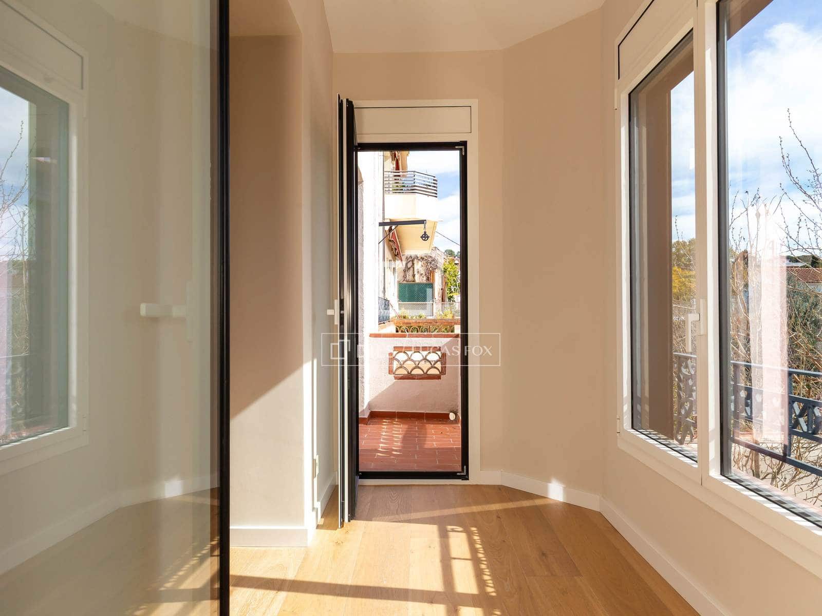 5 bedroom Villa for sale in Sant Just Desvern with pool garage - € 3,275,000 (Ref: 9631395)