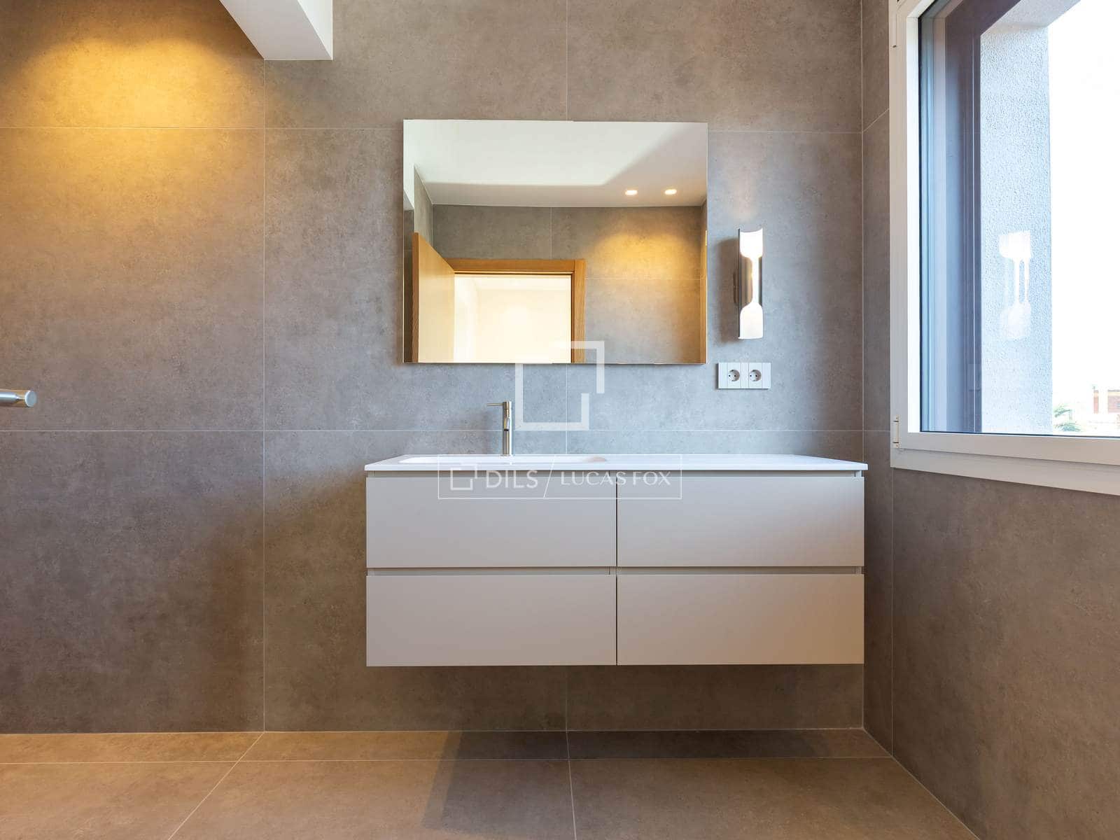 5 bedroom Villa for sale in Sant Just Desvern with pool garage - € 3,275,000 (Ref: 9631395)