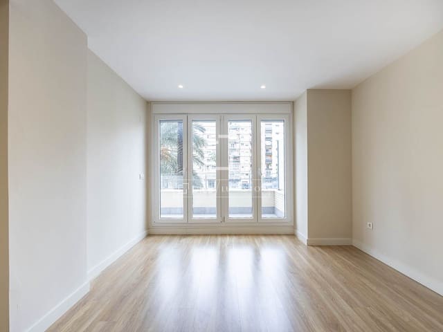 2 makuuhuone Huoneisto vuokrattavana paikassa Valencia kaupunki mukana 
autotalli - 2 000 € (Ref: 9631396)