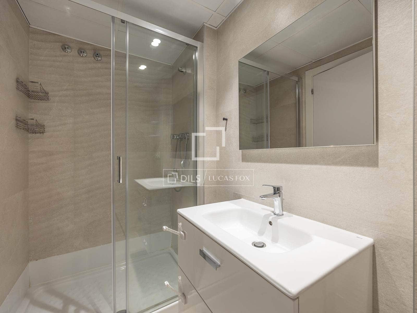 2 makuuhuone Huoneisto vuokrattavana paikassa Valencia kaupunki mukana 
autotalli - 2 000 € (Ref: 9631396)