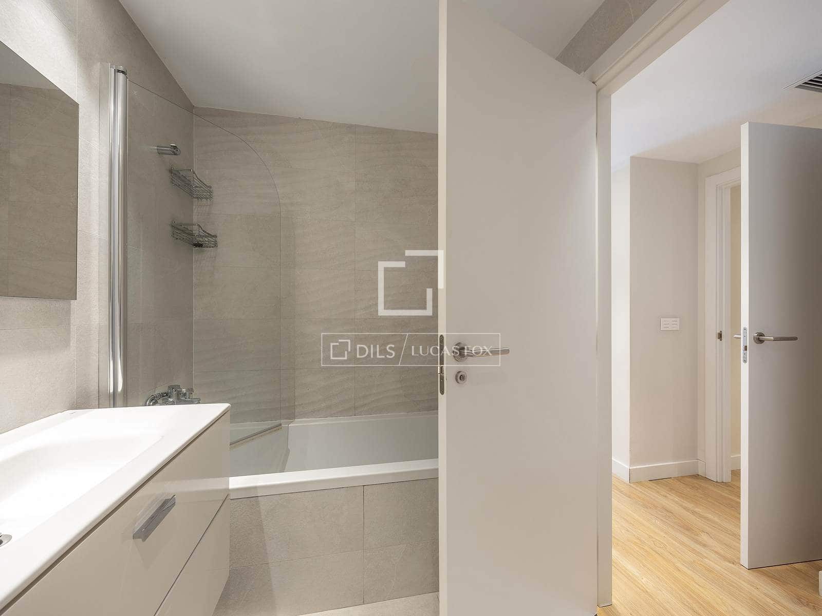 2 makuuhuone Huoneisto vuokrattavana paikassa Valencia kaupunki mukana 
autotalli - 2 000 € (Ref: 9631396)