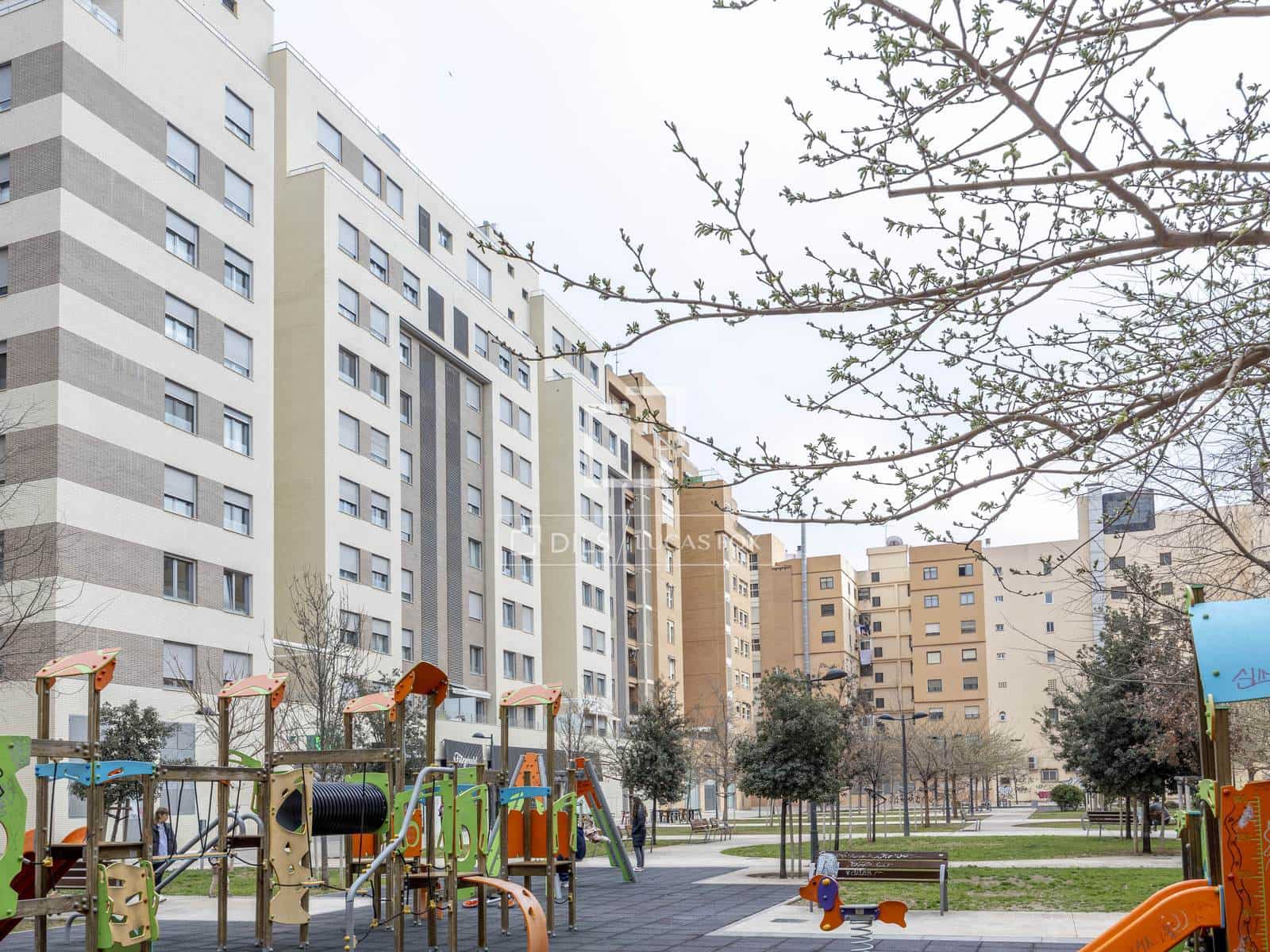 2 makuuhuone Huoneisto vuokrattavana paikassa Valencia kaupunki mukana 
autotalli - 2 000 € (Ref: 9631396)