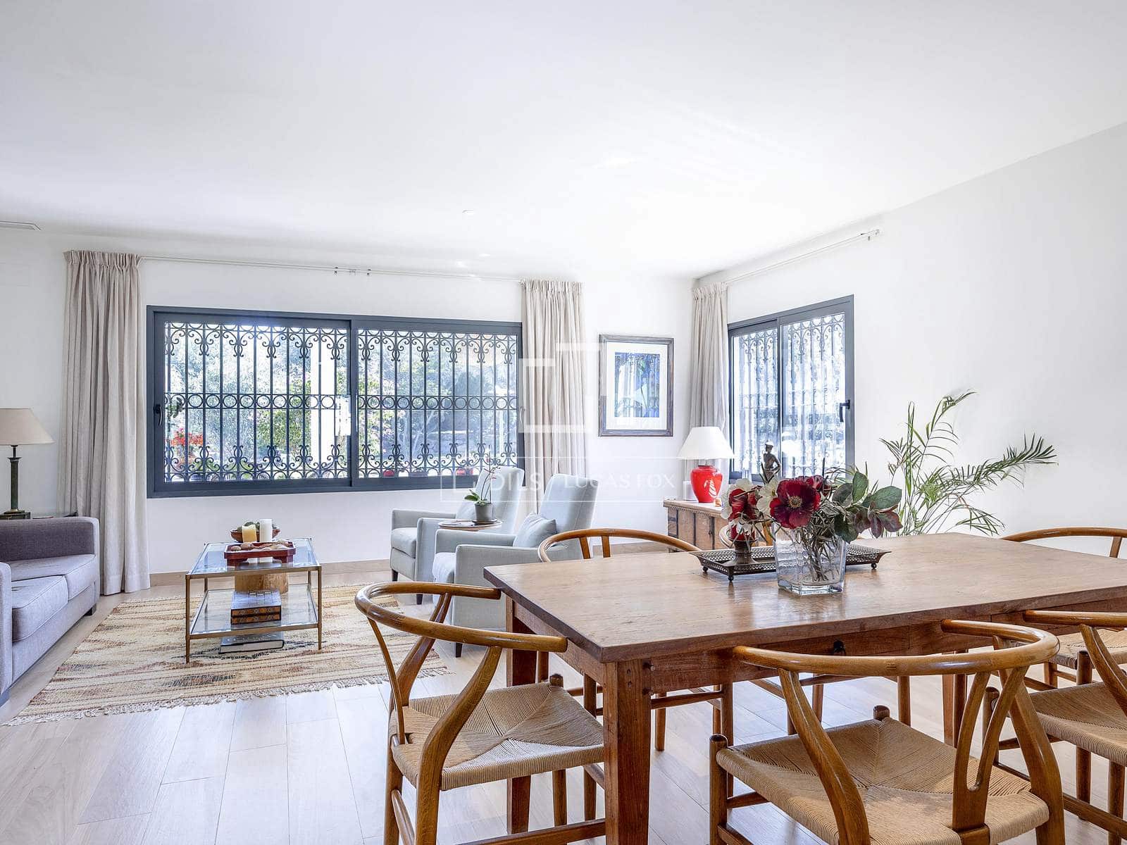 4 sovrum Villa till salu i Godella med pool garage - 940 000 € (Ref: 9631397)