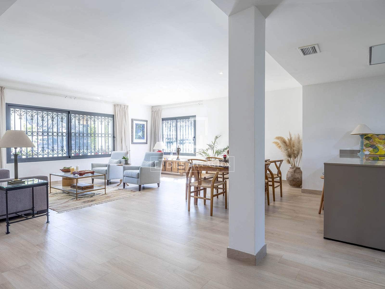 4 sovrum Villa till salu i Godella med pool garage - 940 000 € (Ref: 9631397)