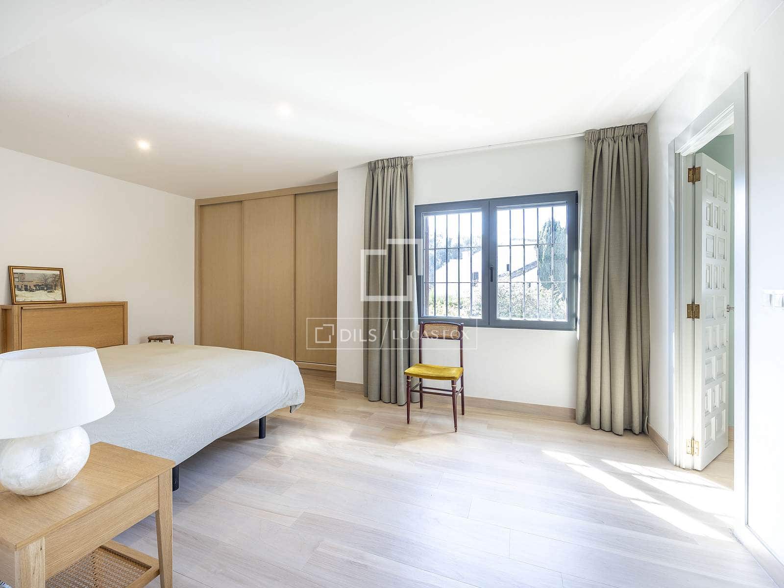 4 sovrum Villa till salu i Godella med pool garage - 940 000 € (Ref: 9631397)