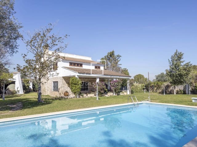 4 sovrum Villa till salu i Godella med pool garage - 940 000 € (Ref: 9631397)