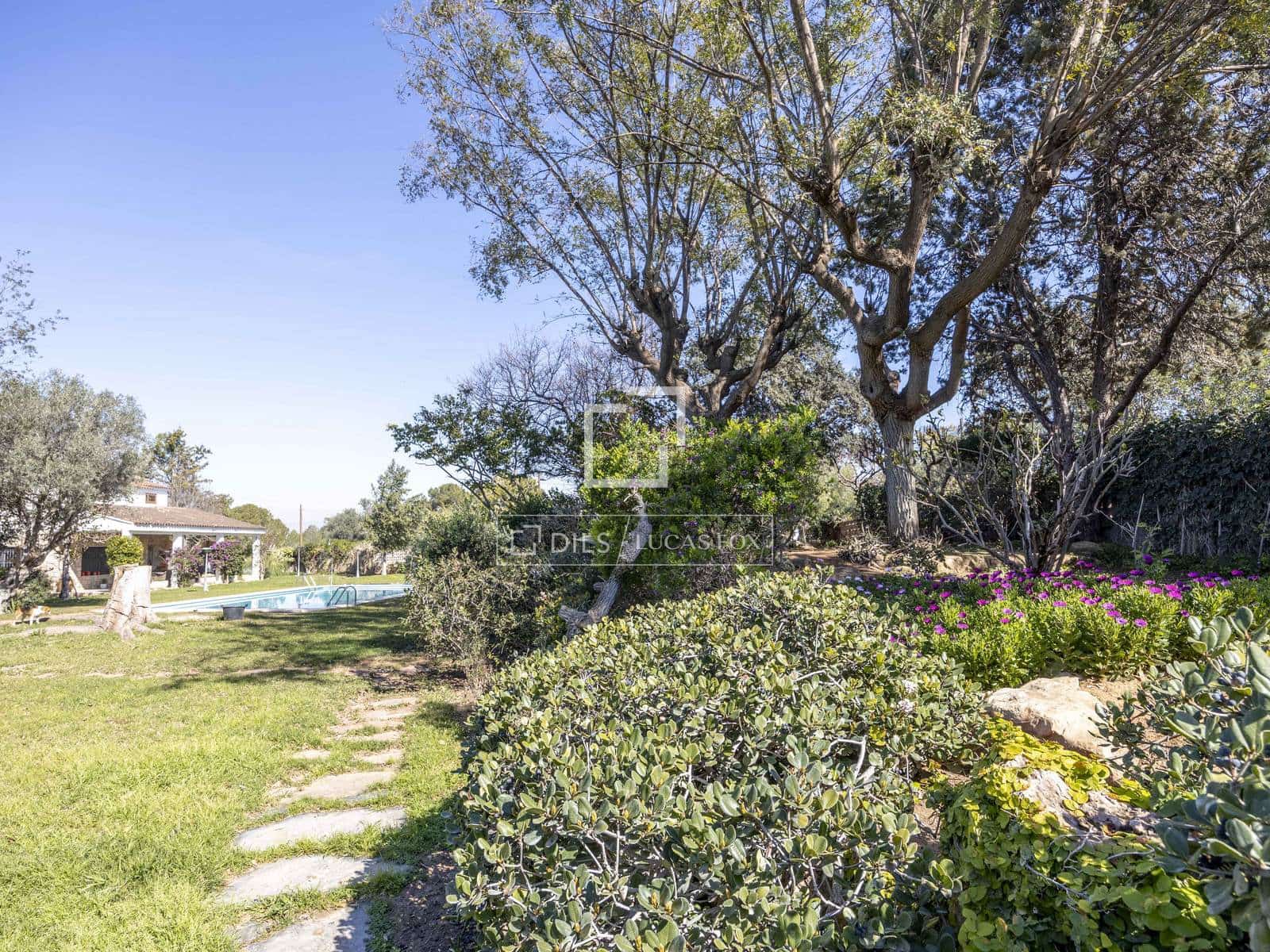 4 sovrum Villa till salu i Godella med pool garage - 940 000 € (Ref: 9631397)