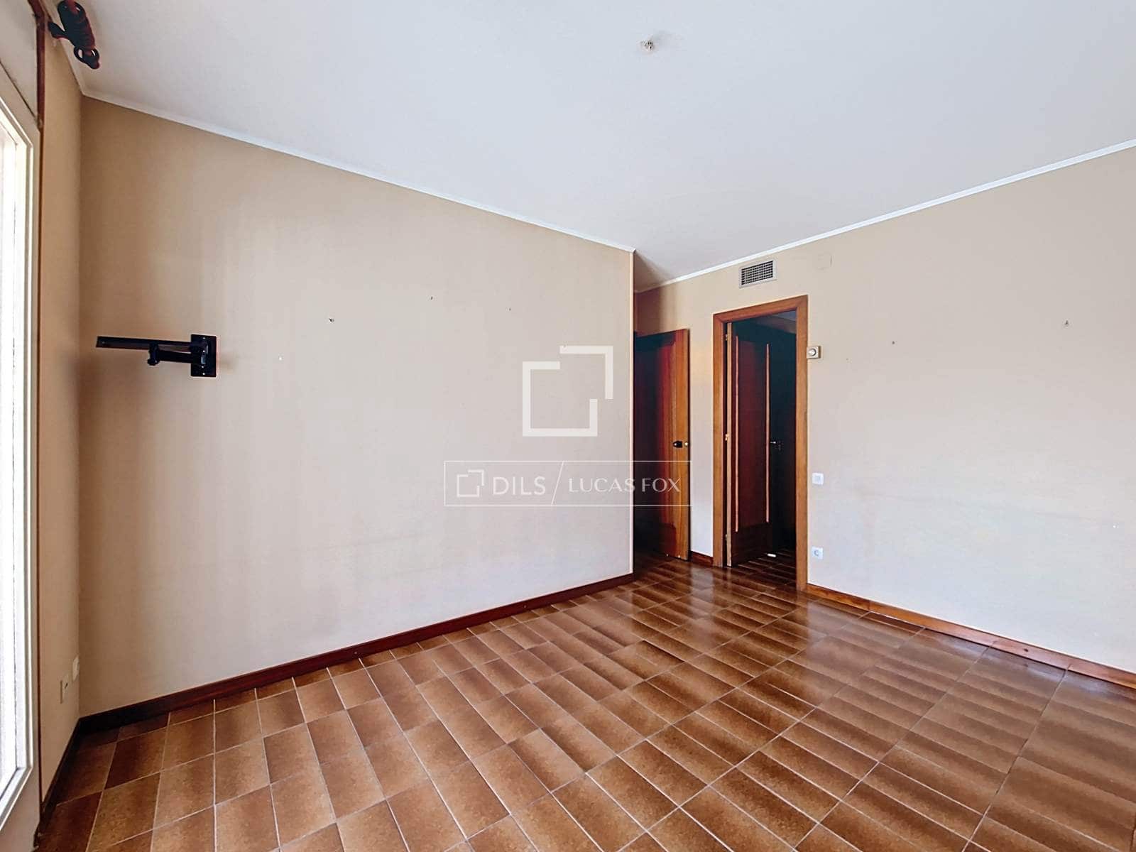6 slaapkamer Appartement te koop in Vilanova i la Geltru - € 550.000 (Ref: 9631803)