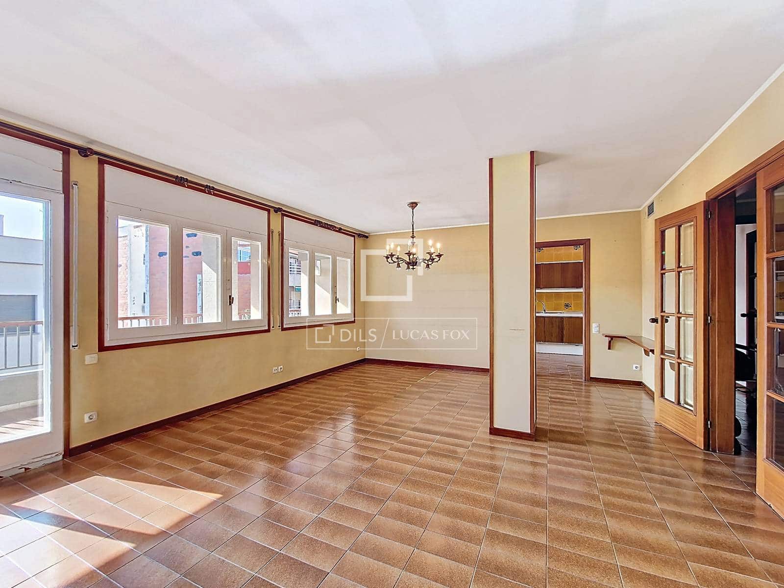 6 slaapkamer Appartement te koop in Vilanova i la Geltru - € 550.000 (Ref: 9631803)