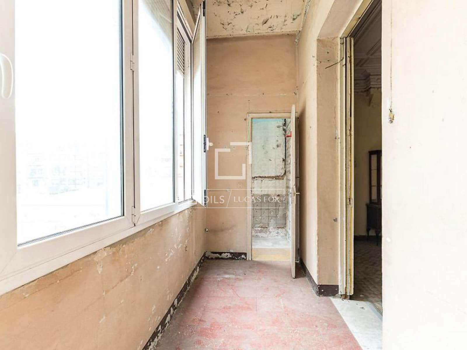 4 bedroom Apartment for sale in Barcelona city - € 950,000 (Ref: 9631804)