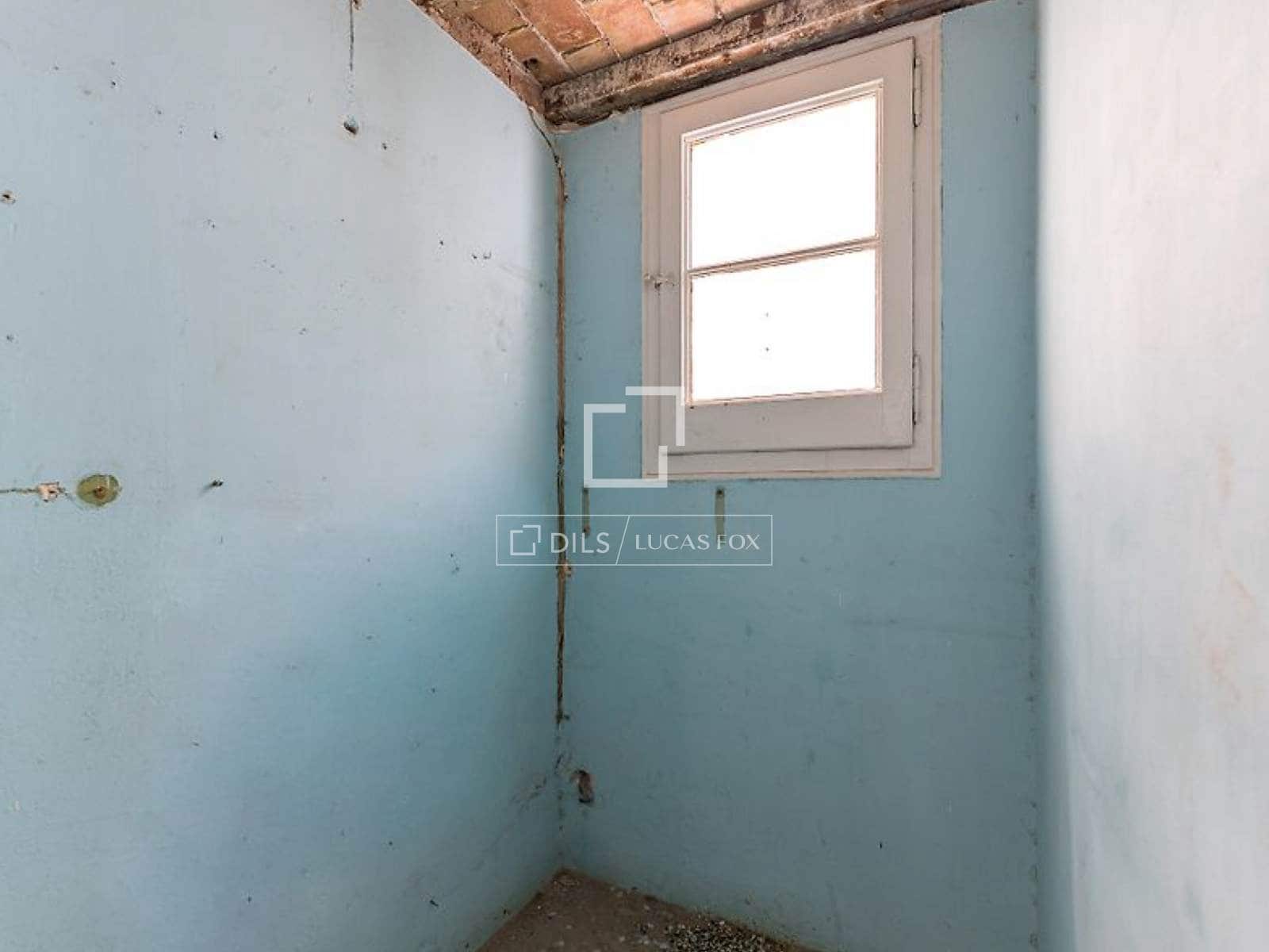 4 bedroom Apartment for sale in Barcelona city - € 950,000 (Ref: 9631804)