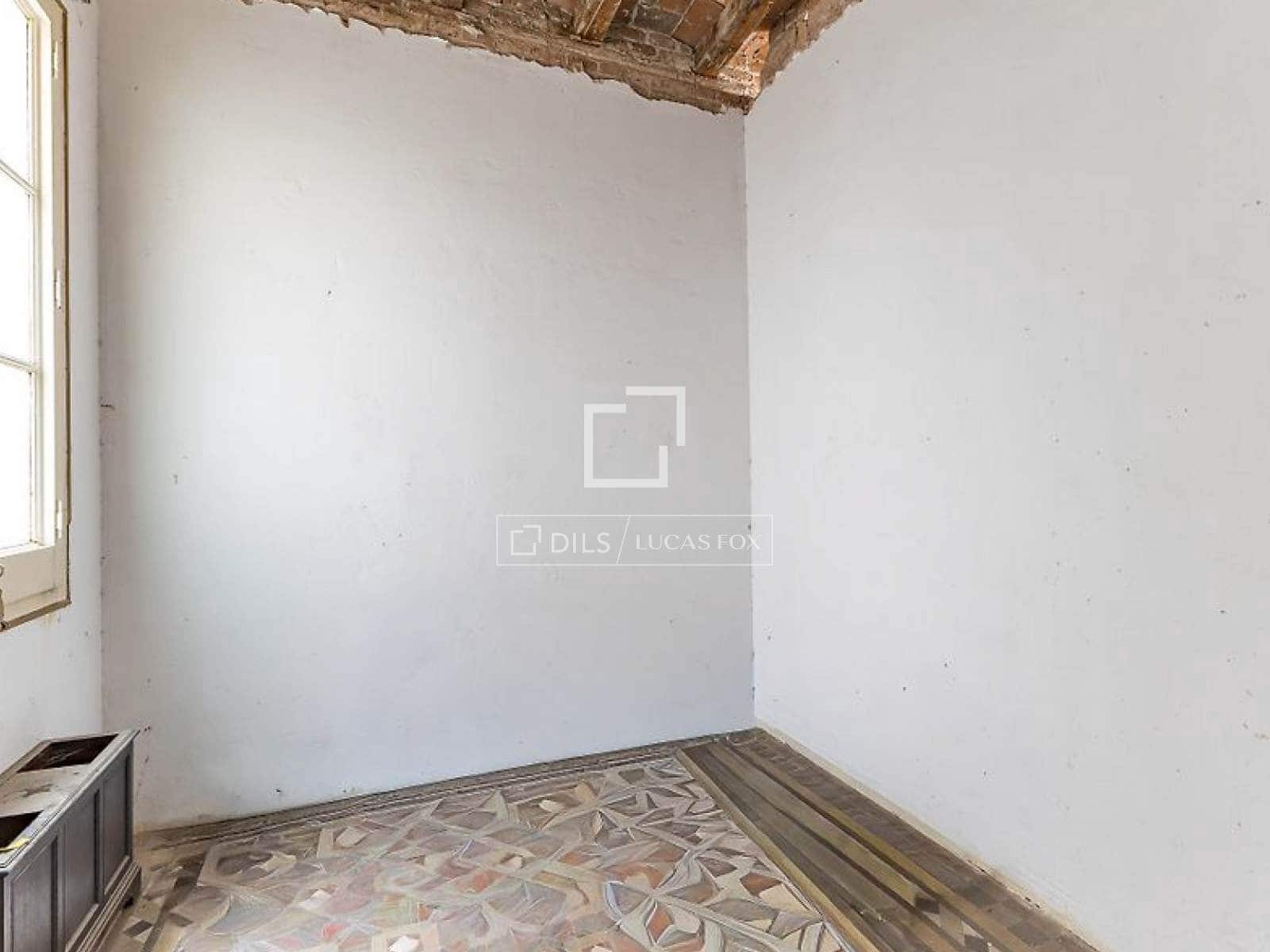 4 bedroom Apartment for sale in Barcelona city - € 950,000 (Ref: 9631804)