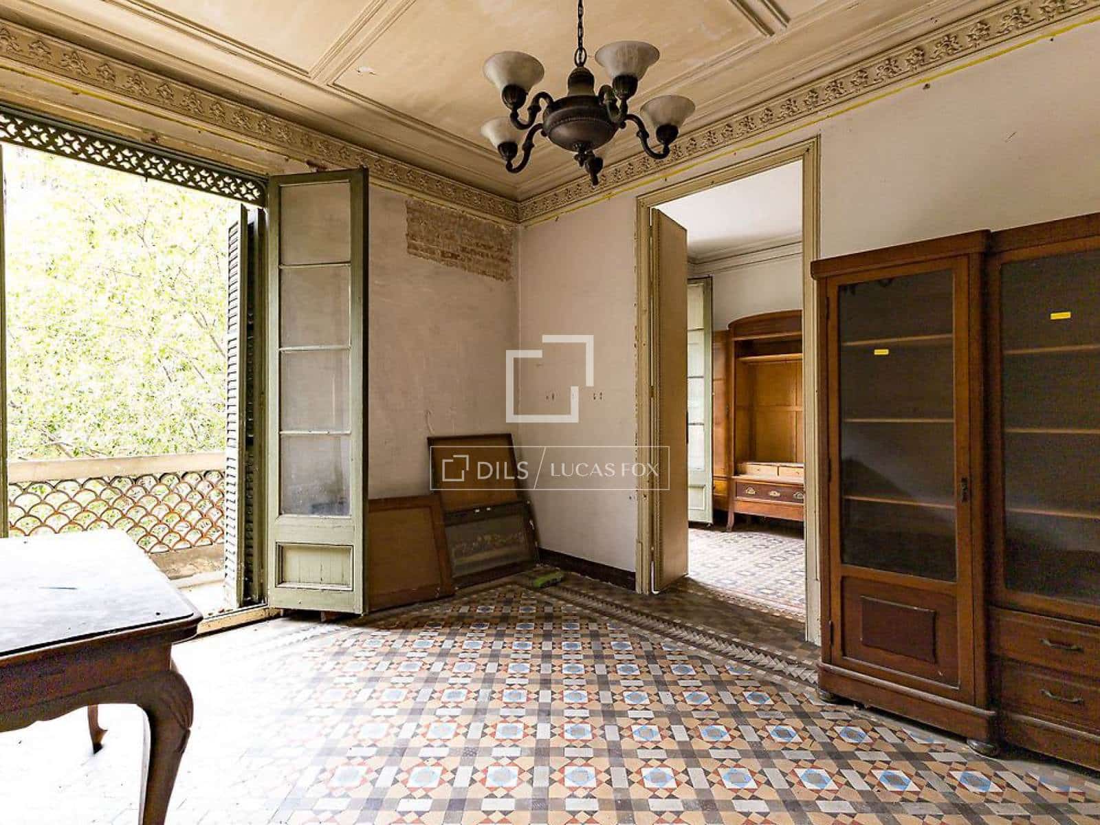 4 bedroom Apartment for sale in Barcelona city - € 950,000 (Ref: 9631804)