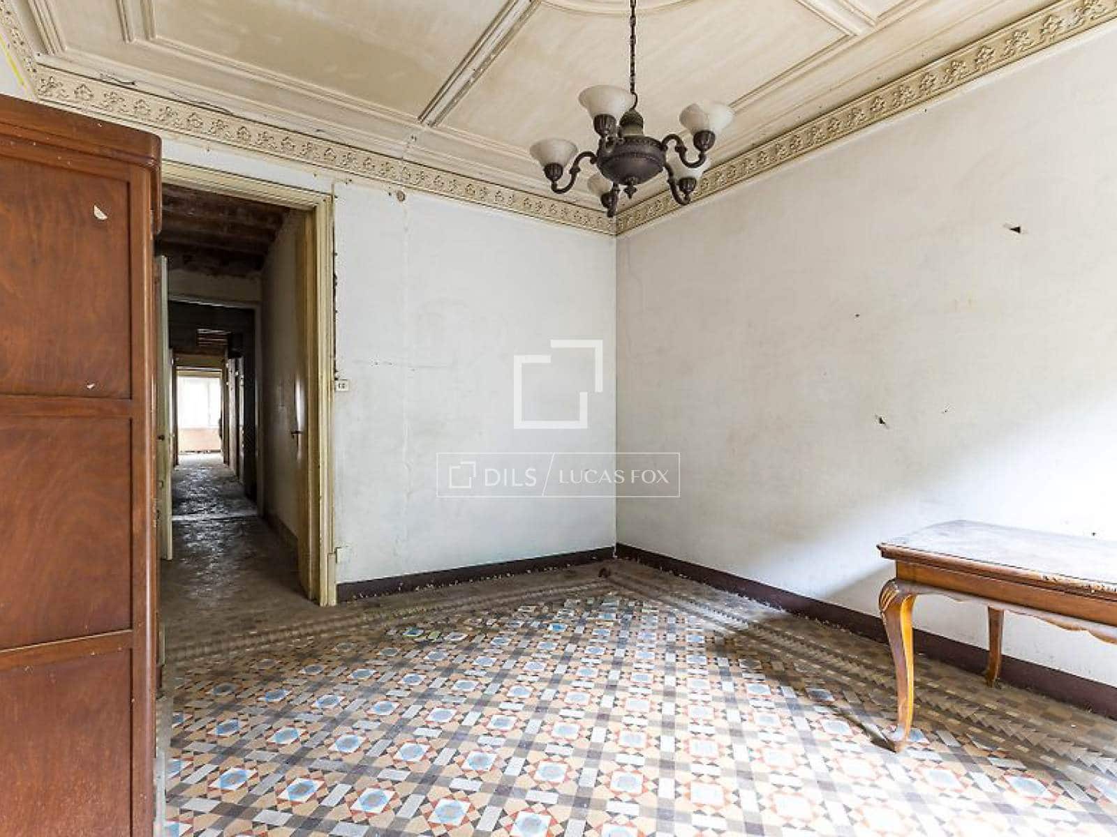 4 bedroom Apartment for sale in Barcelona city - € 950,000 (Ref: 9631804)