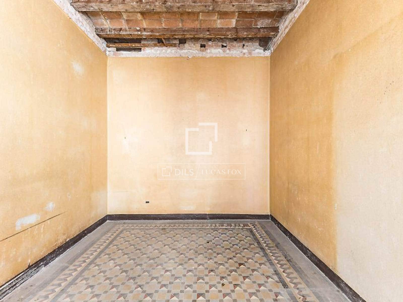 4 bedroom Apartment for sale in Barcelona city - € 950,000 (Ref: 9631804)