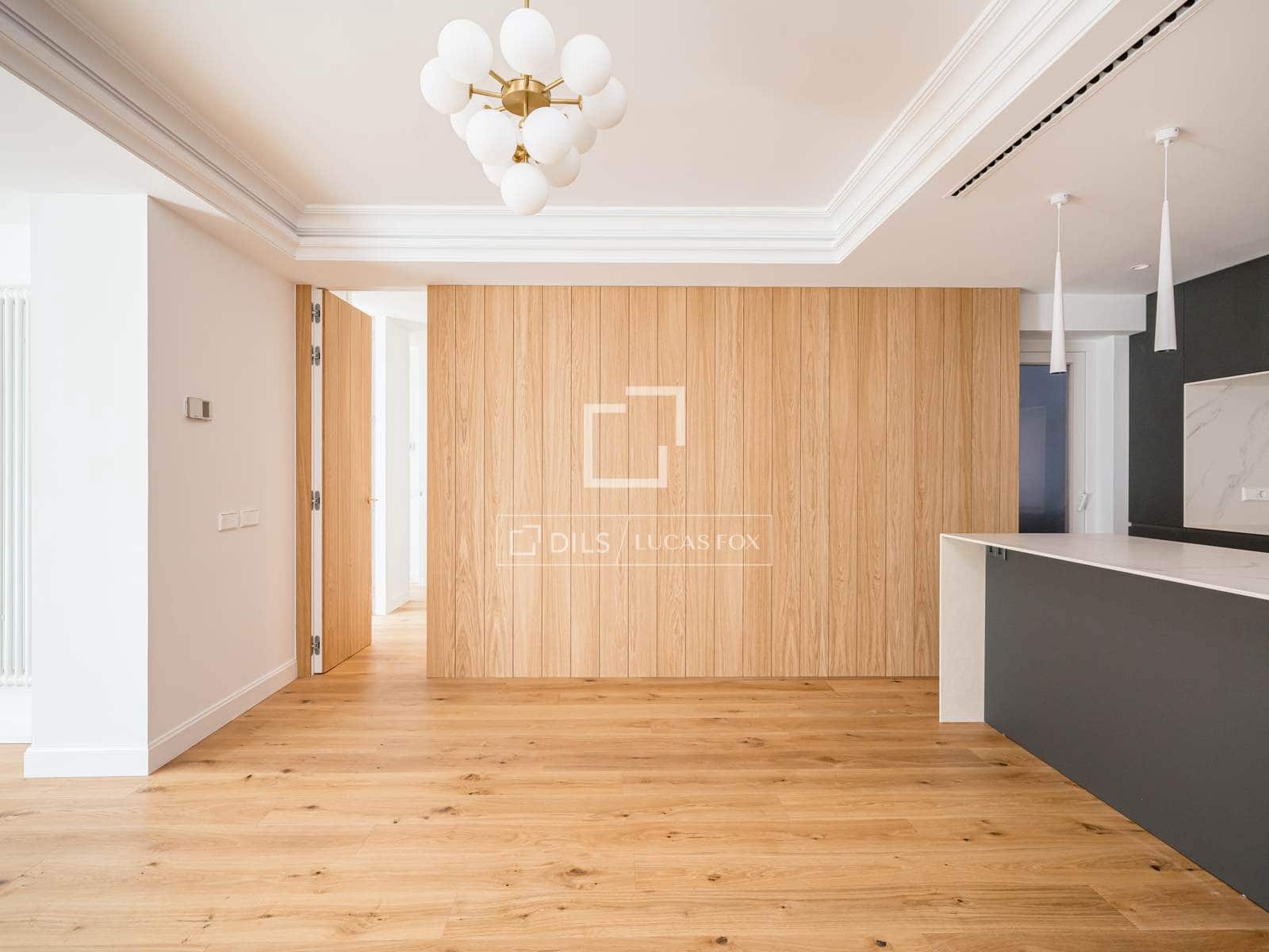 4 soveværelse Lejlighed til salg i Madrid by - € 1.685.000 (Ref: 9631805)