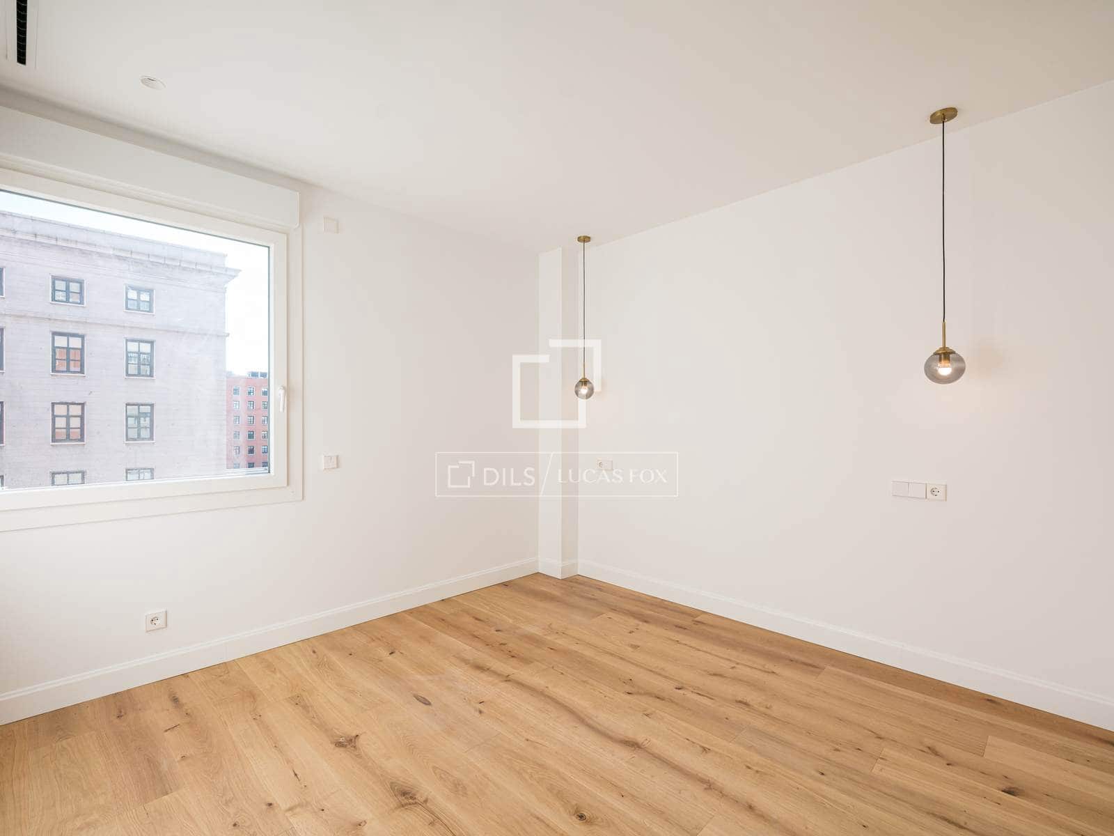 4 soveværelse Lejlighed til salg i Madrid by - € 1.685.000 (Ref: 9631805)