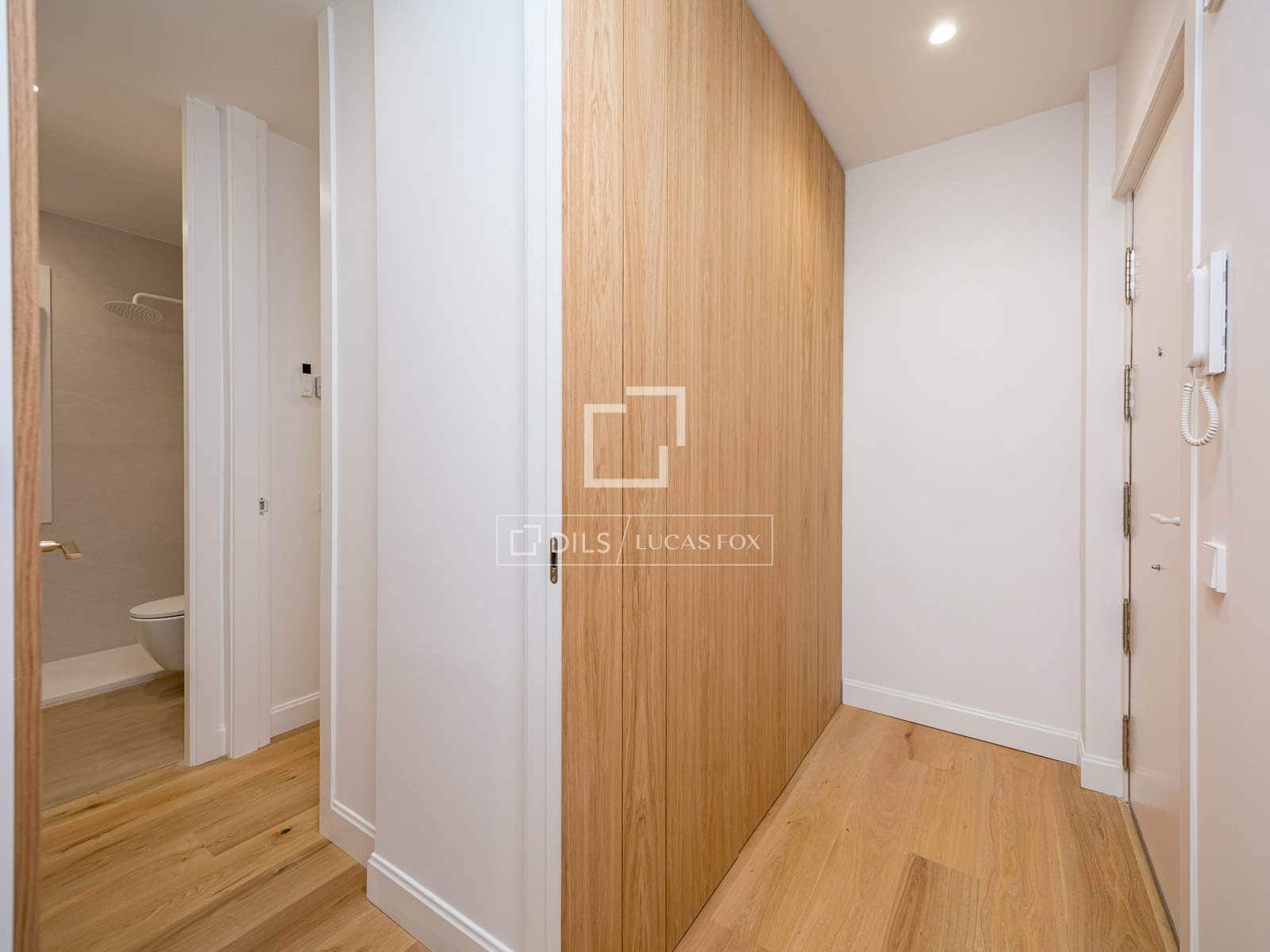 4 soveværelse Lejlighed til salg i Madrid by - € 1.685.000 (Ref: 9631805)