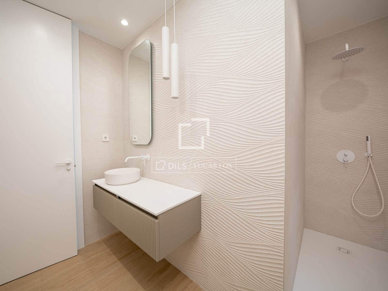 4 soveværelse Lejlighed til salg i Madrid by - € 1.685.000 (Ref: 9631805)