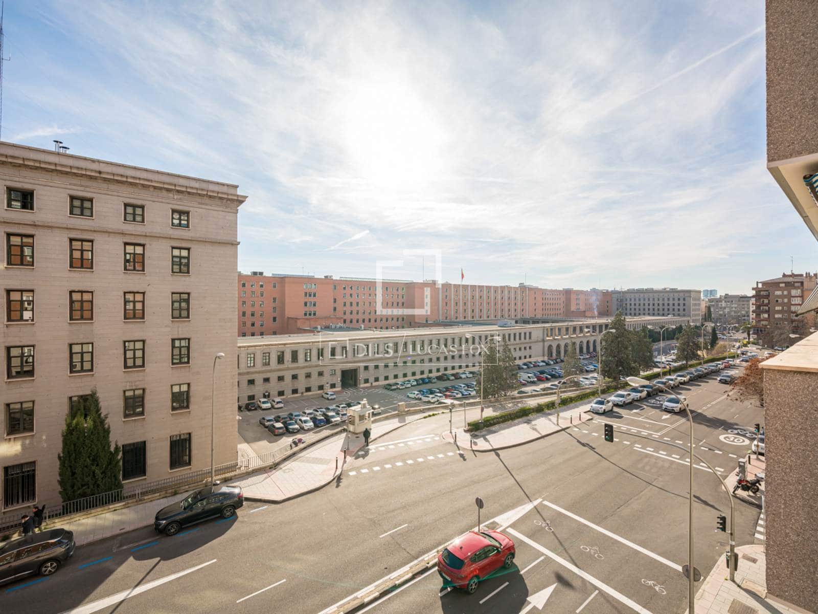 4 soveværelse Lejlighed til salg i Madrid by - € 1.685.000 (Ref: 9631805)