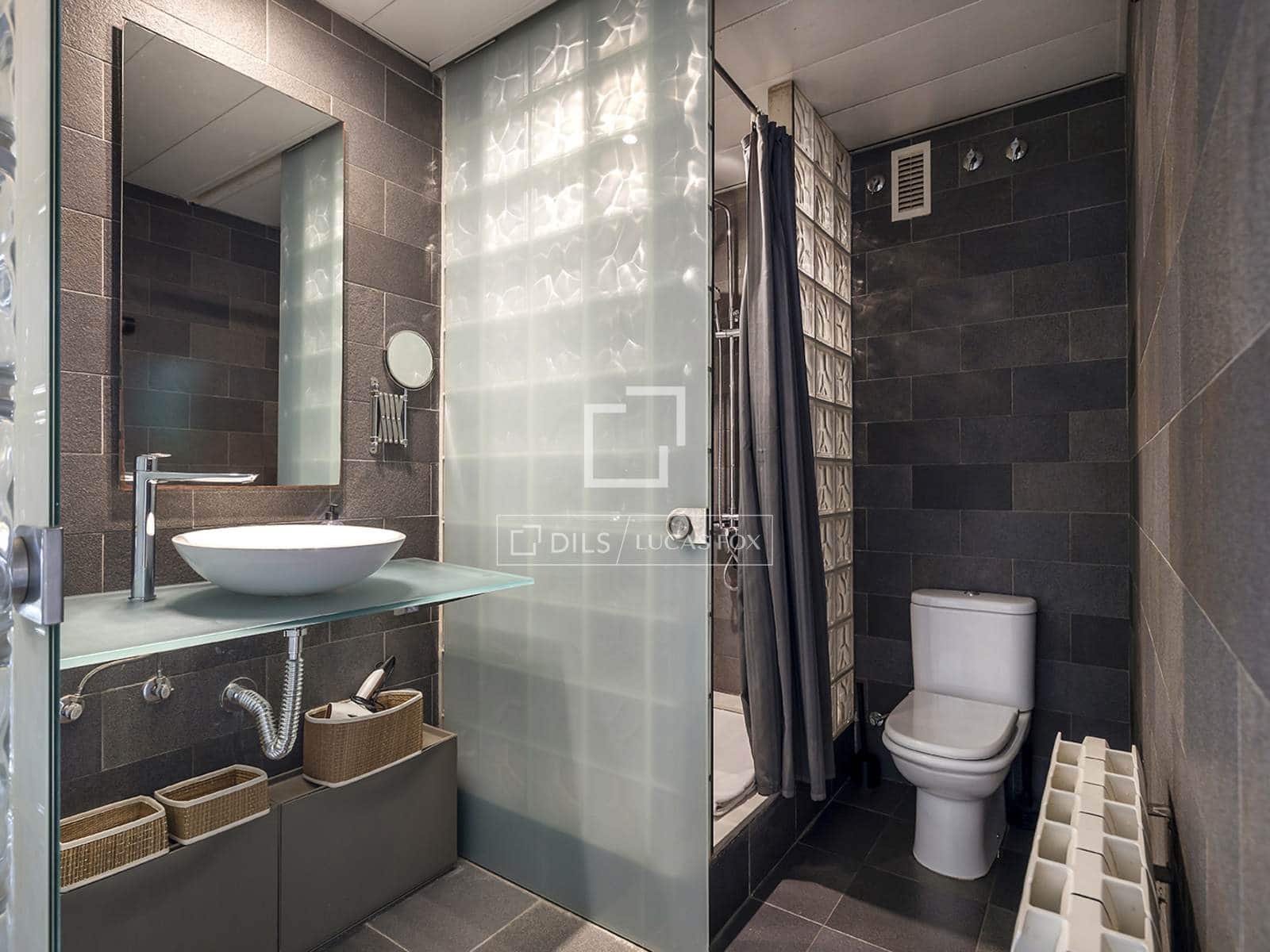 1 bedroom Apartment for sale in Barcelona city - € 495,000 (Ref: 9632652)