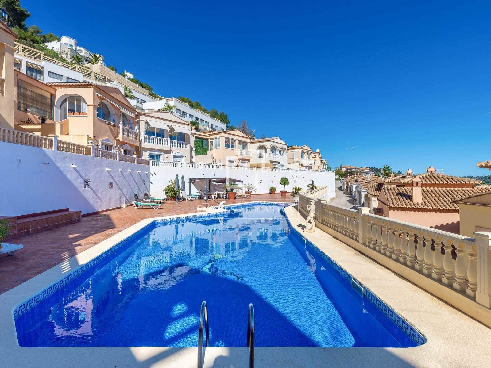 3 slaapkamer Villa te koop in Calpe / Calp met zwembad garage - € 445.000 (Ref: 9632775)
