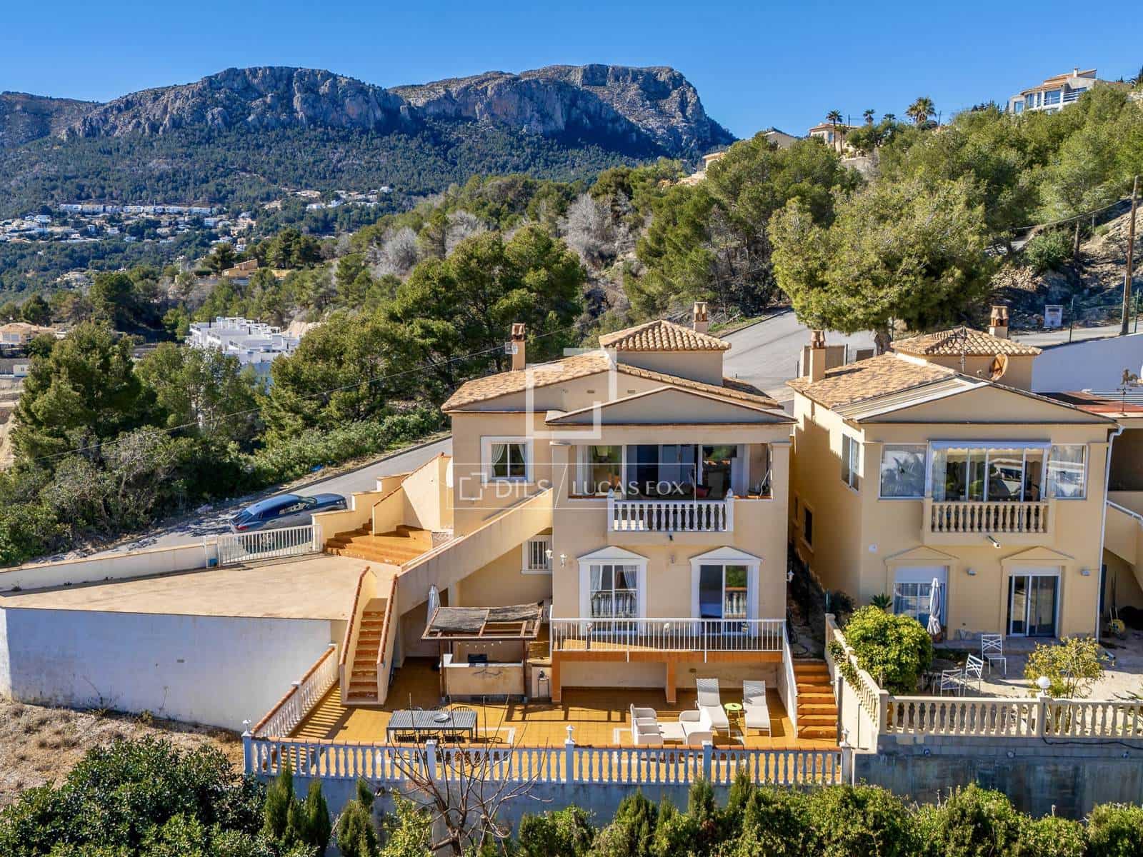 3 slaapkamer Villa te koop in Calpe / Calp met zwembad garage - € 445.000 (Ref: 9632775)