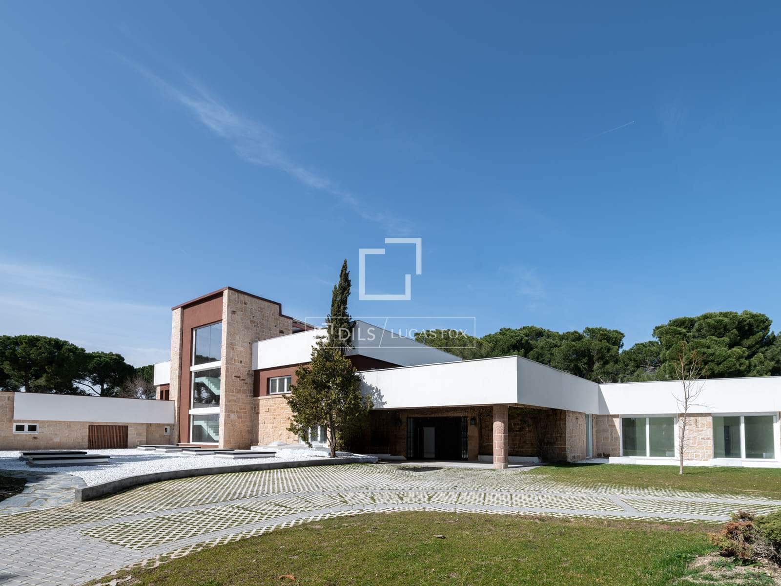 Willa na sprzedaż w Alcobendas z basenem garażem - 22 500 000 € (Ref: 9632777)