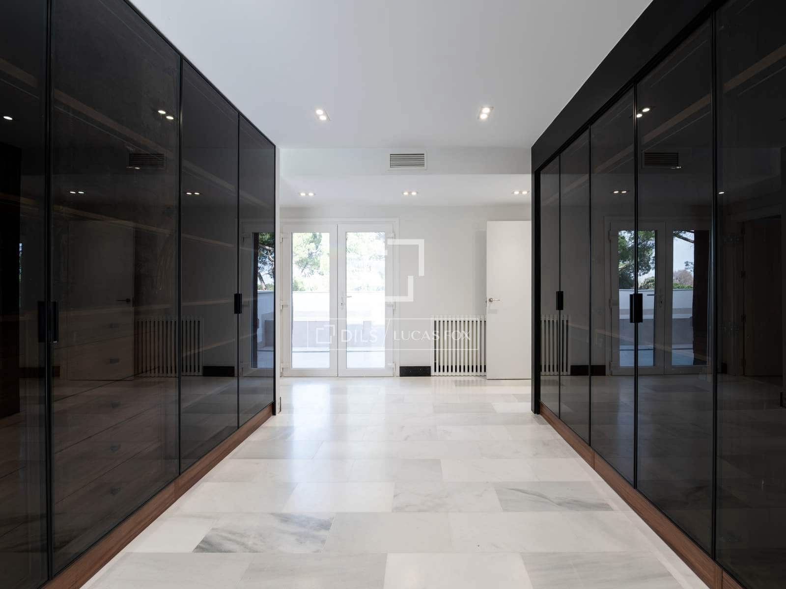 Willa na sprzedaż w Alcobendas z basenem garażem - 22 500 000 € (Ref: 9632777)