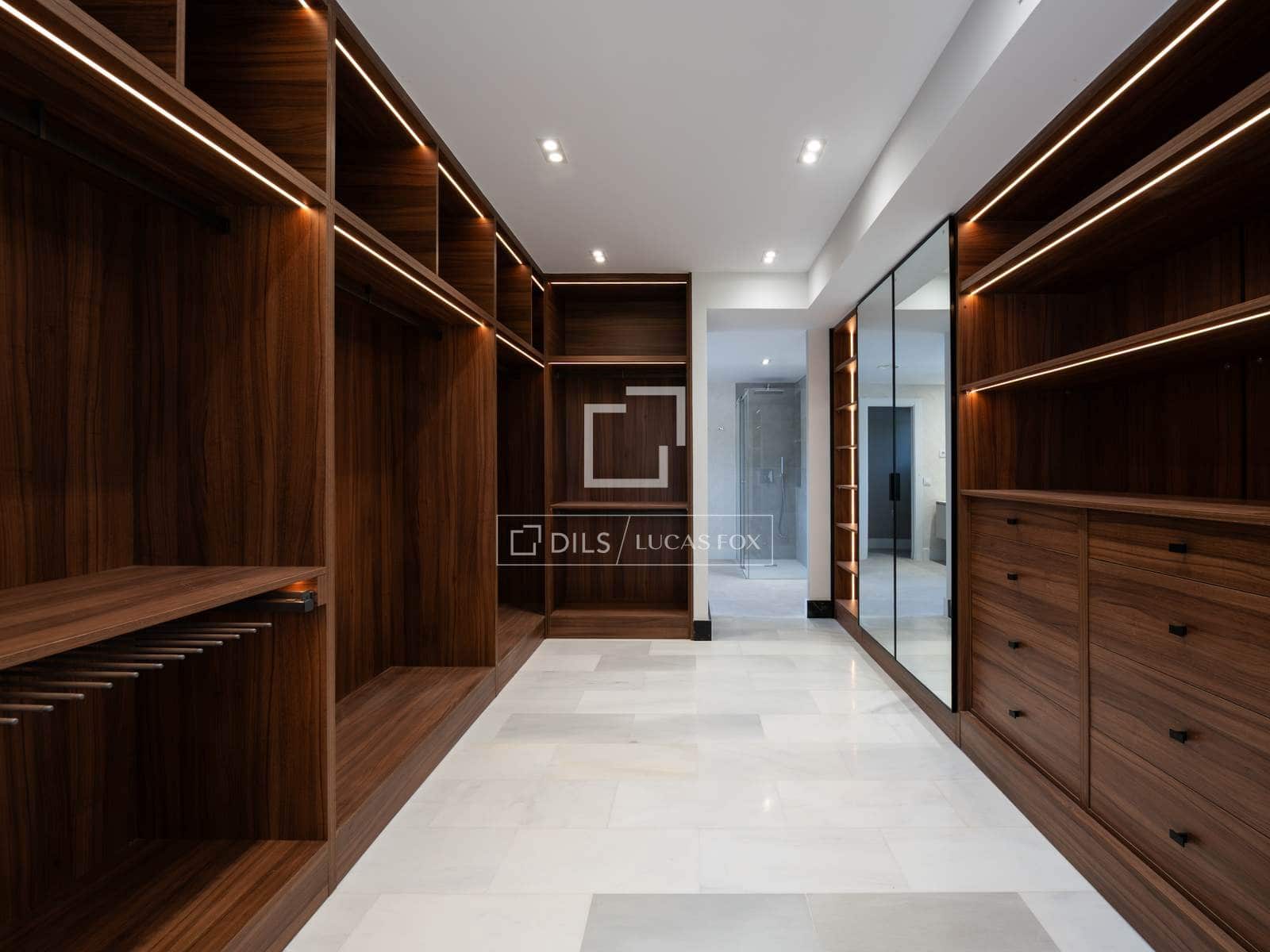 Willa na sprzedaż w Alcobendas z basenem garażem - 22 500 000 € (Ref: 9632777)