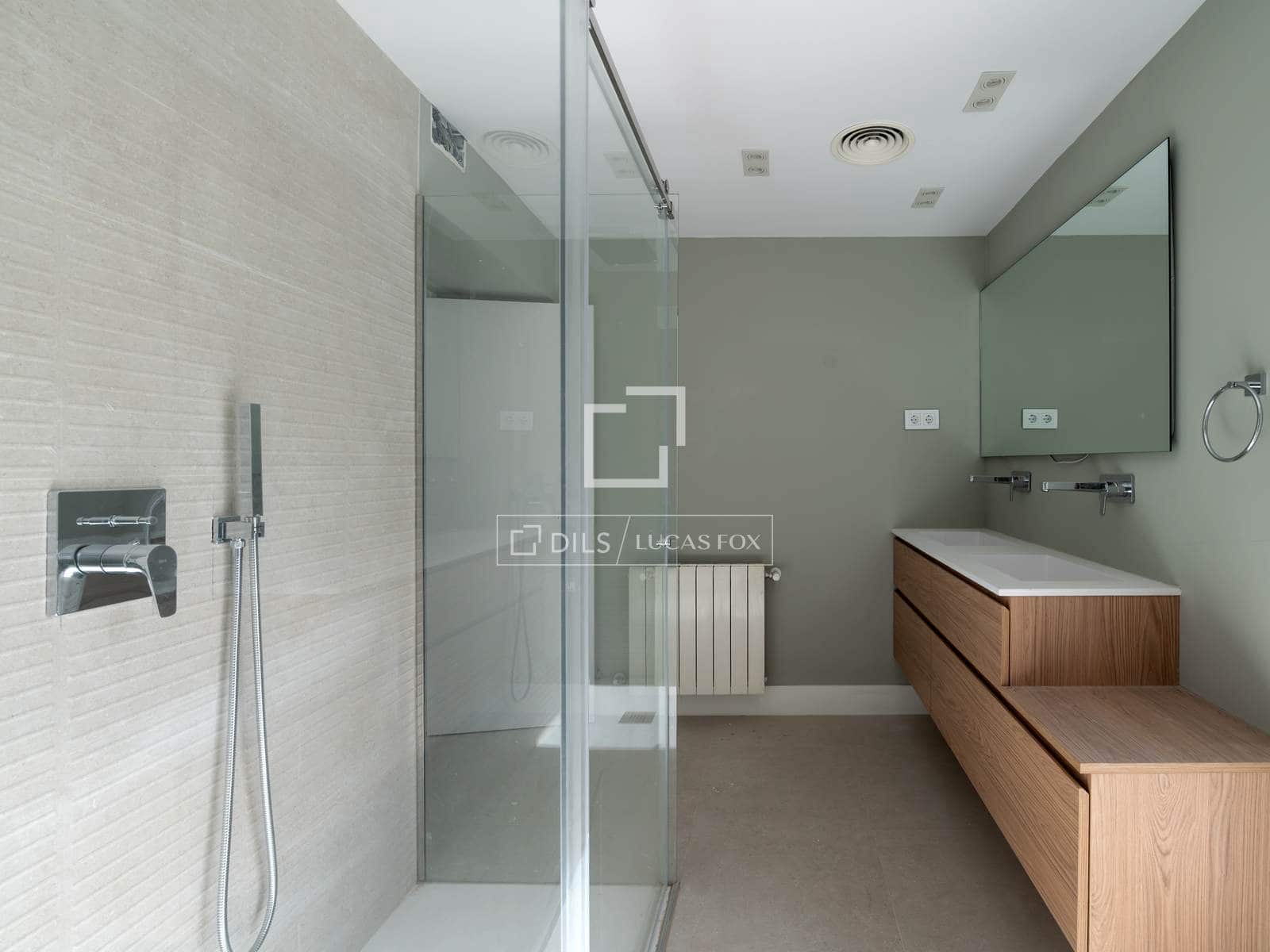 Willa na sprzedaż w Alcobendas z basenem garażem - 22 500 000 € (Ref: 9632777)