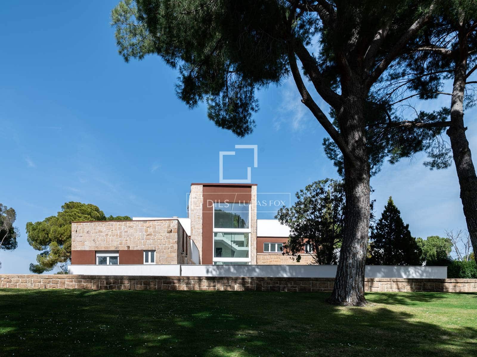 Willa na sprzedaż w Alcobendas z basenem garażem - 22 500 000 € (Ref: 9632777)