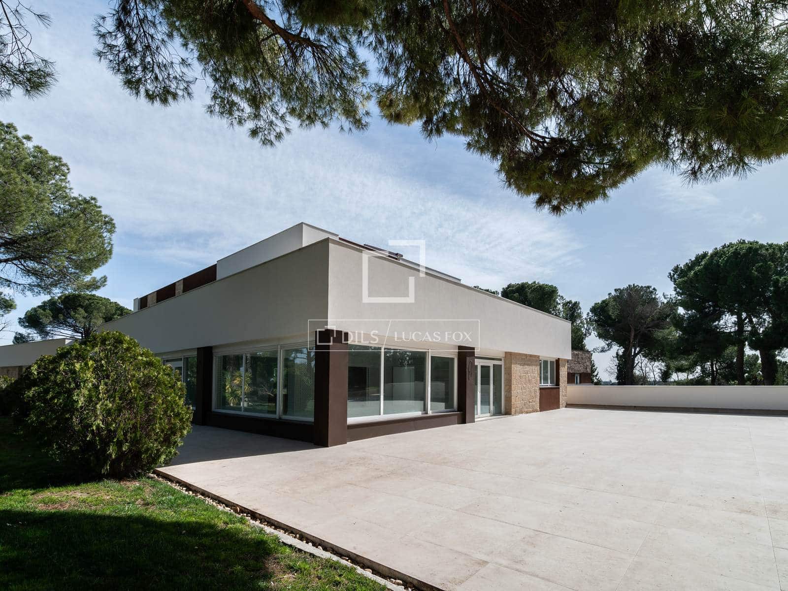 Willa na sprzedaż w Alcobendas z basenem garażem - 22 500 000 € (Ref: 9632777)