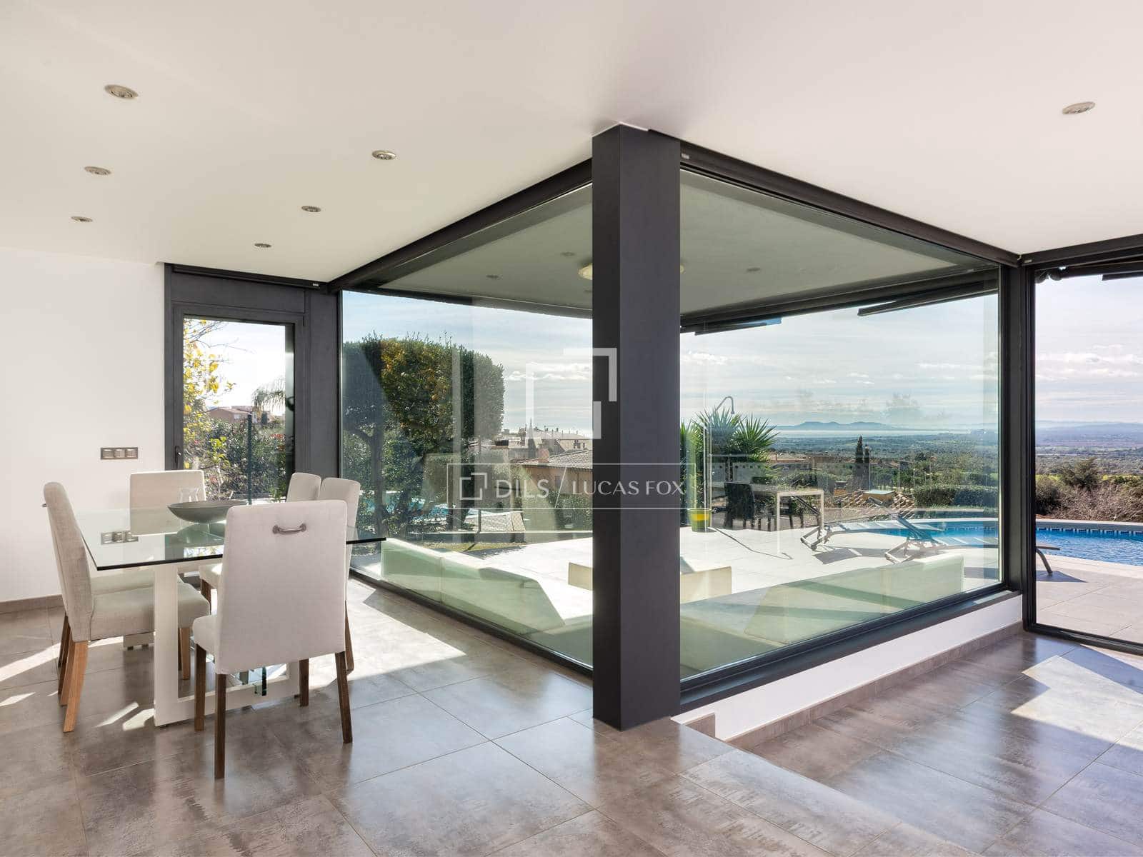 4 Zimmer Villa zu verkaufen in Palau-saverdera mit Pool Garage - 1.390.000 € (Ref: 9632778)