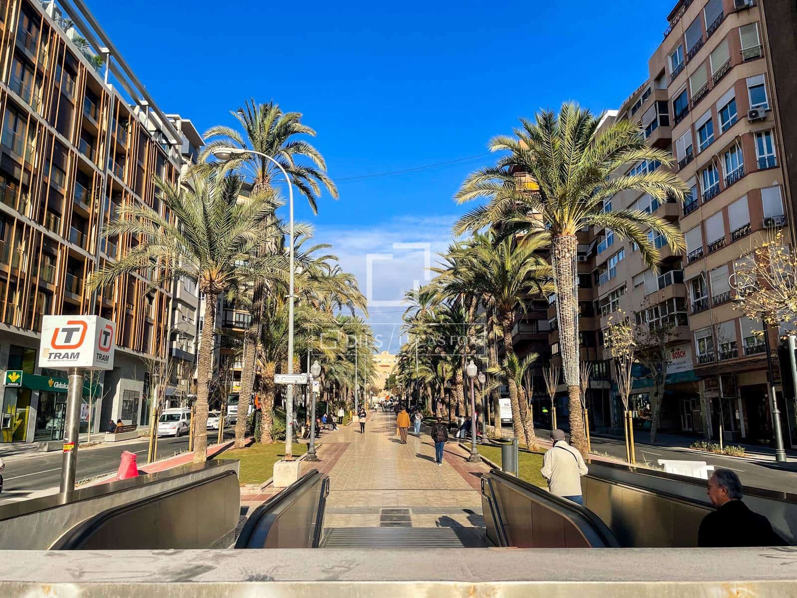 3 makuuhuone Huoneisto myytävänä paikassa Alicante kaupunki - 699 900 € (Ref: 9634713)