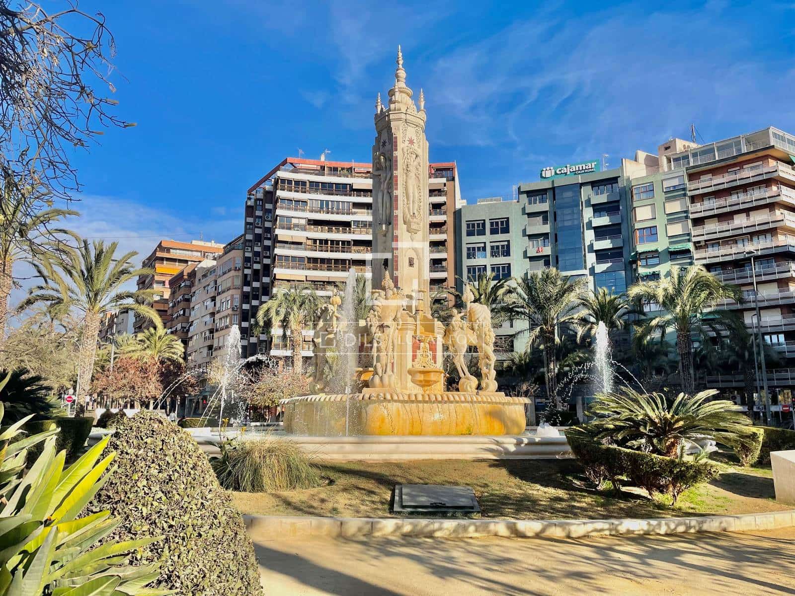 3 makuuhuone Huoneisto myytävänä paikassa Alicante kaupunki - 699 900 € (Ref: 9634713)