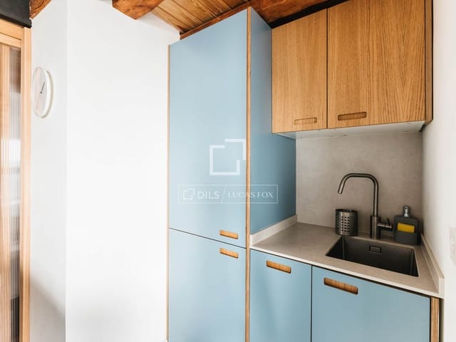 2 makuuhuone Kattohuoneisto vuokrattavana paikassa Madrid kaupunki - 1 800 € (Ref: 9634717)