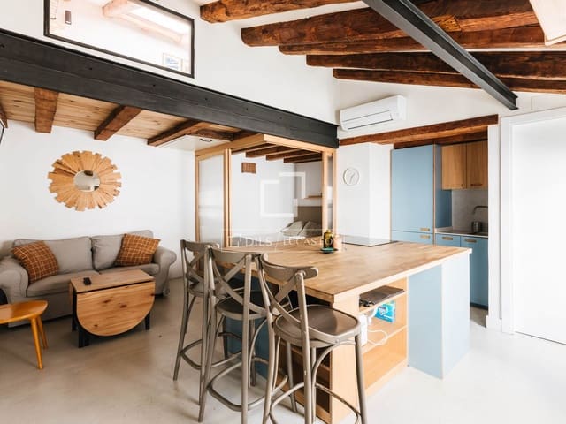 2 makuuhuone Kattohuoneisto vuokrattavana paikassa Madrid kaupunki - 1 800 € (Ref: 9634717)