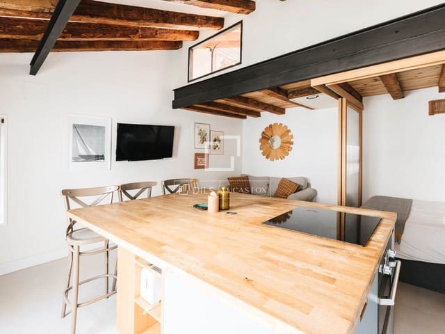 2 makuuhuone Kattohuoneisto vuokrattavana paikassa Madrid kaupunki - 1 800 € (Ref: 9634717)